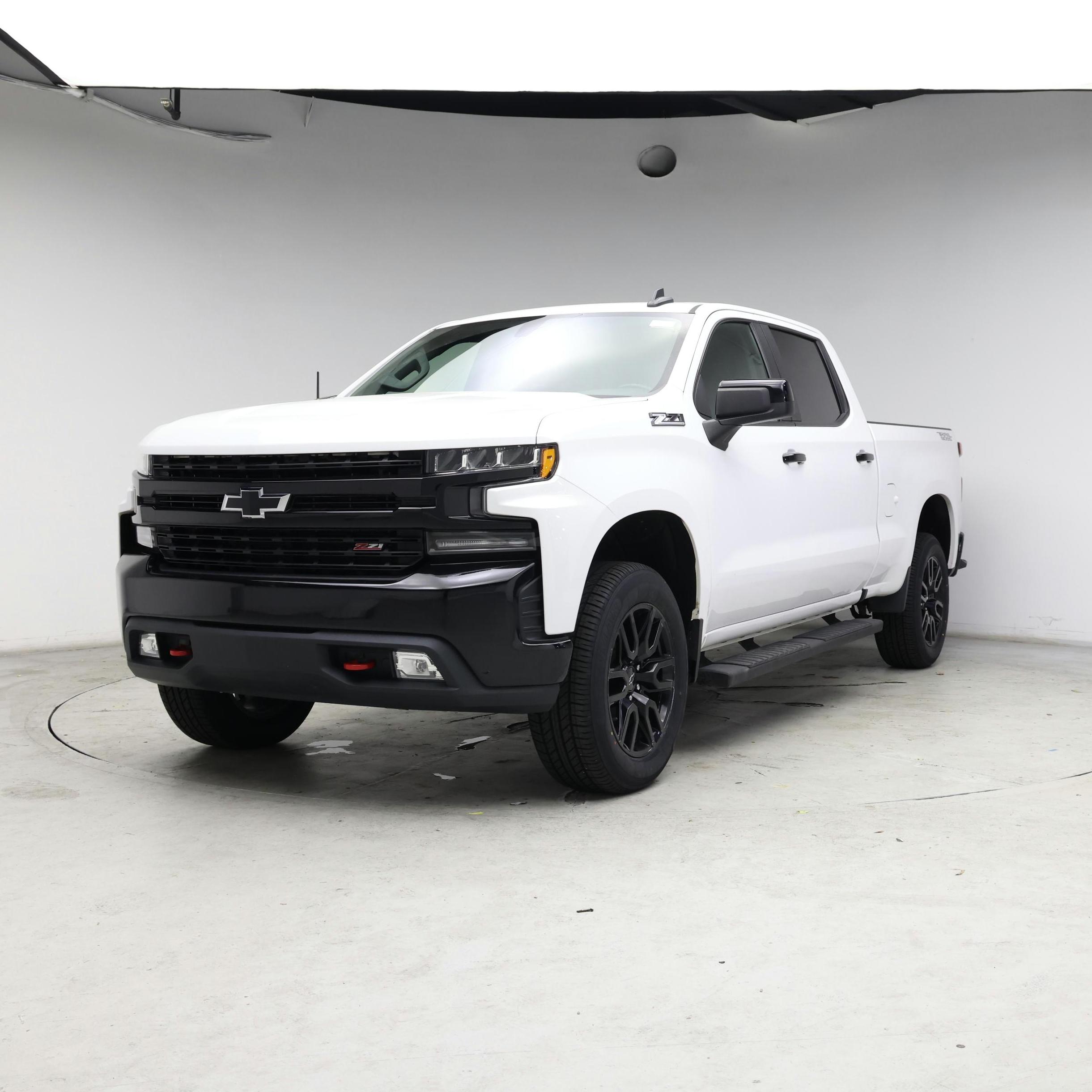 Thumbnail: 2021 Chevrolet Silverado 1500 - 4