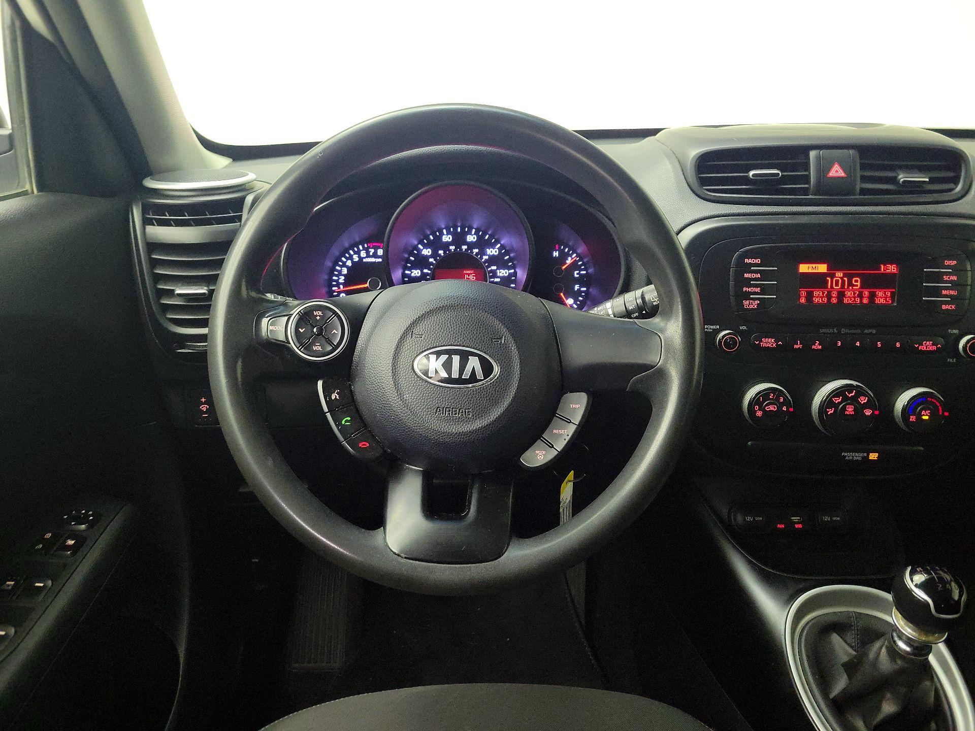 Thumbnail: 2015 Kia Soul - 10