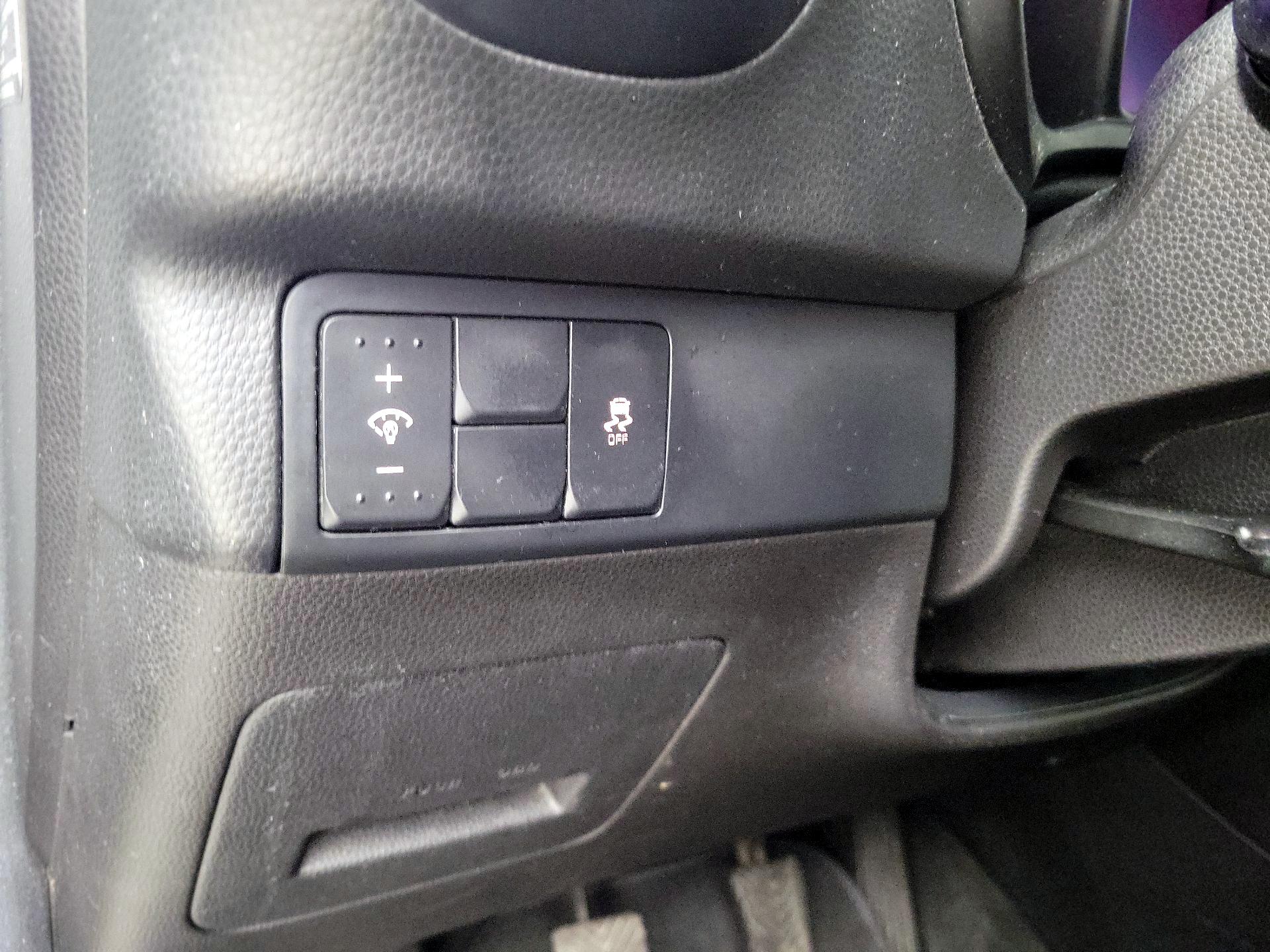 Thumbnail: 2015 Kia Soul - 13