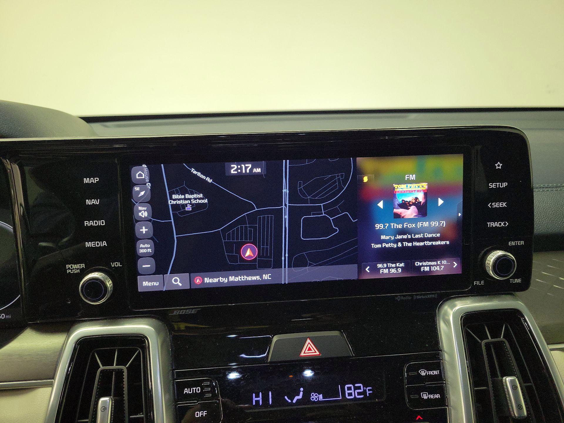 Thumbnail: 2023 Kia Sorento - 14