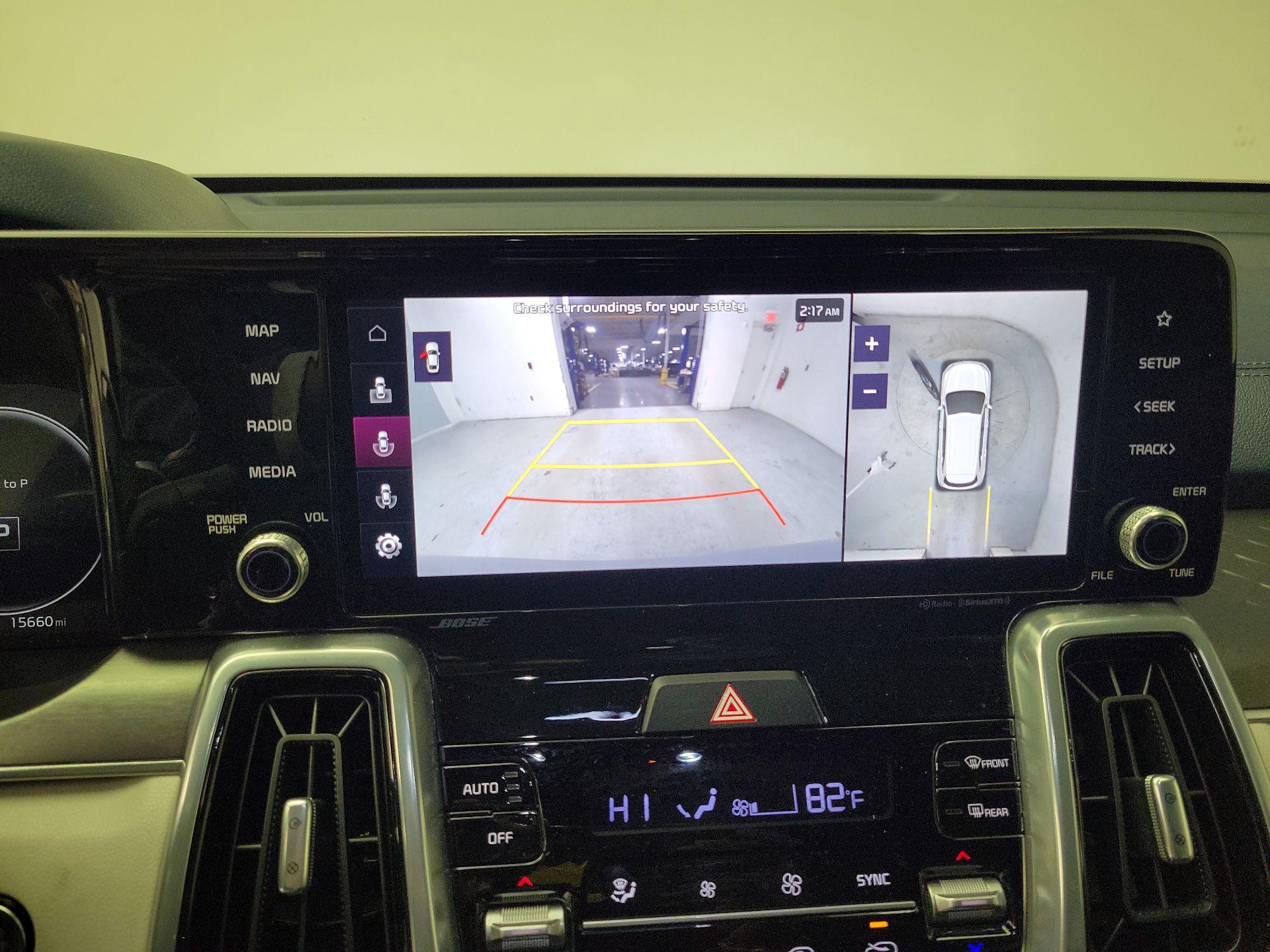 Thumbnail: 2023 Kia Sorento - 15