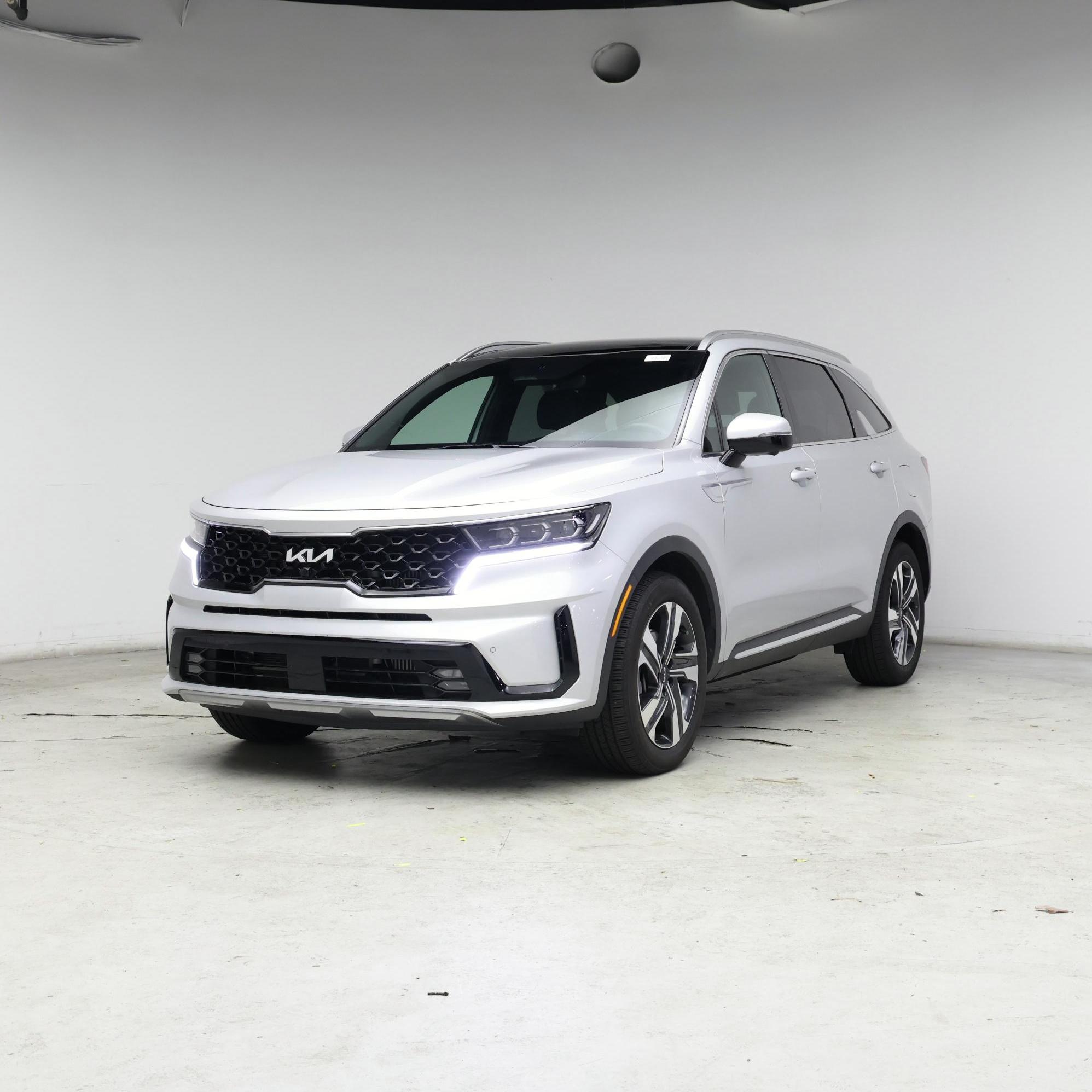Thumbnail: 2023 Kia Sorento - 4