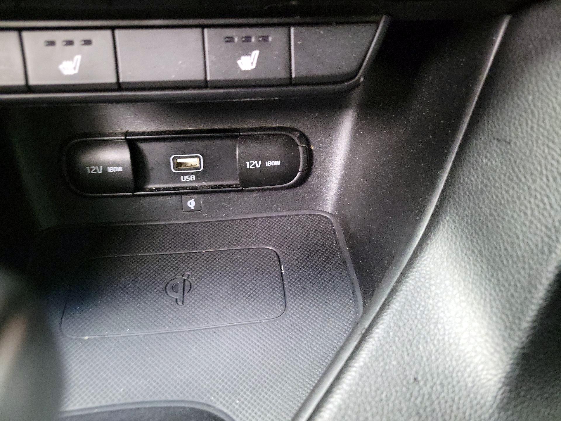 Thumbnail: 2021 Kia Sportage - 18