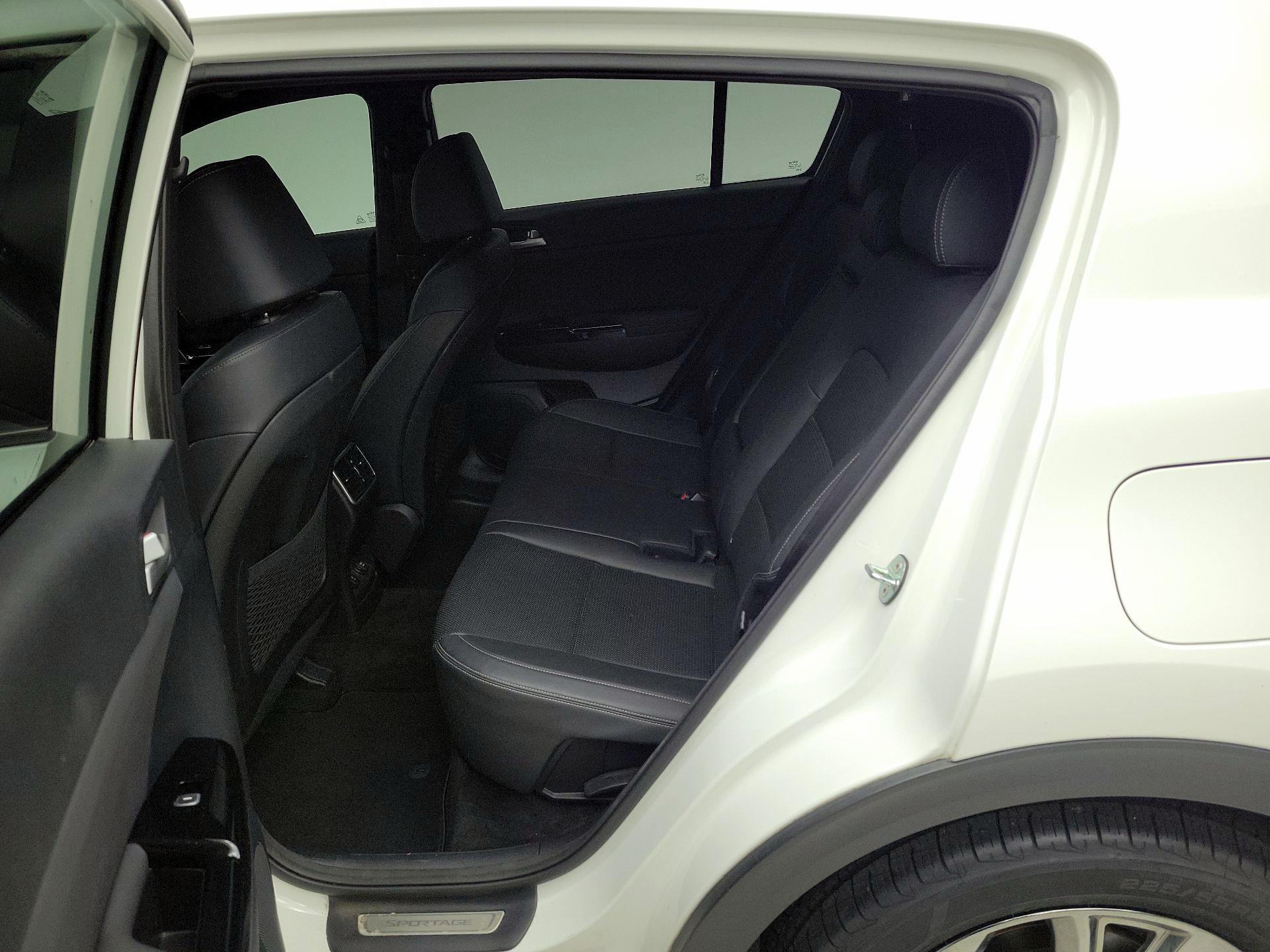 Thumbnail: 2021 Kia Sportage - 20