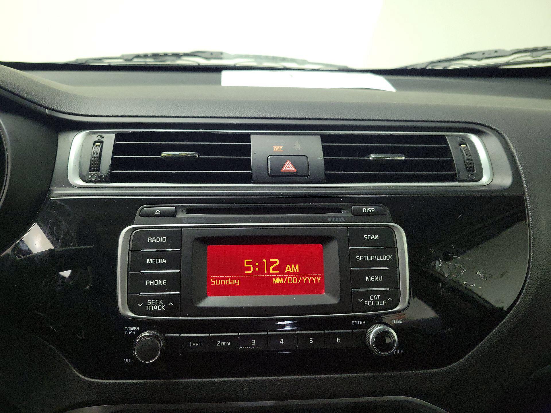 Thumbnail: 2017 Kia Rio - 14