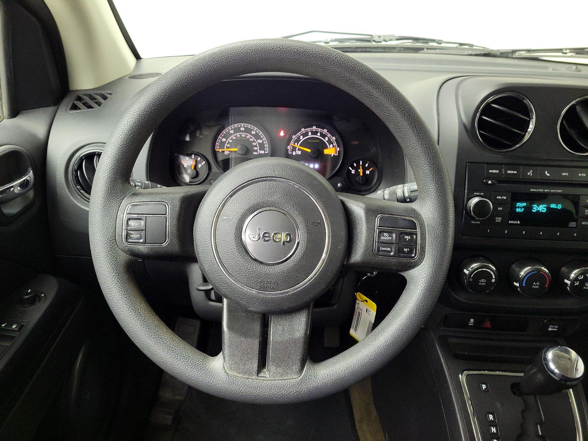 Thumbnail: 2017 Jeep Compass - 10