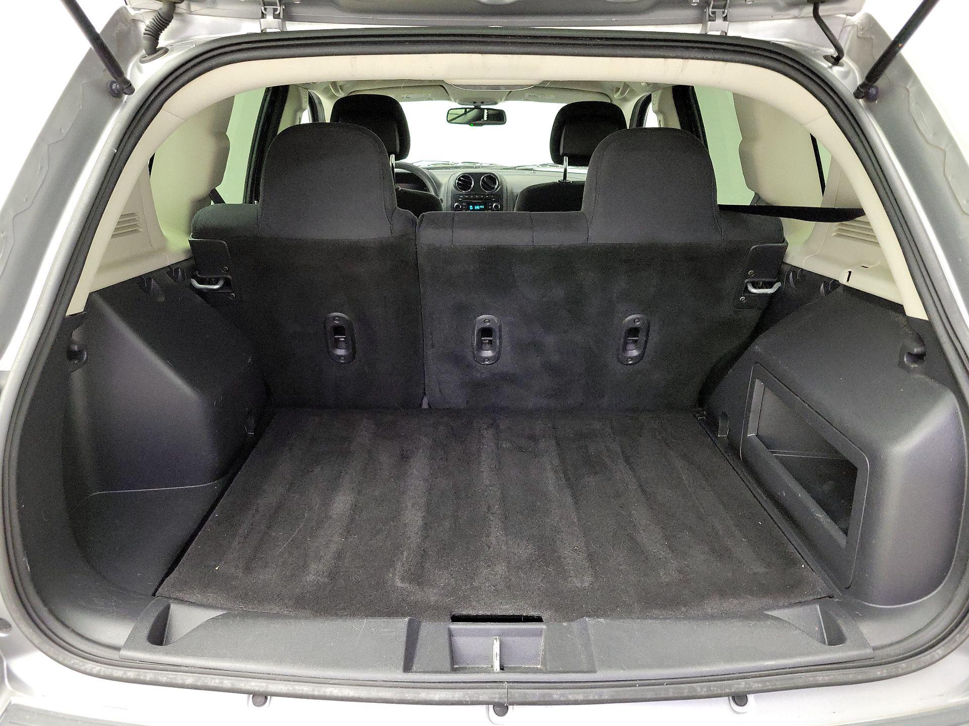 Thumbnail: 2017 Jeep Compass - 18