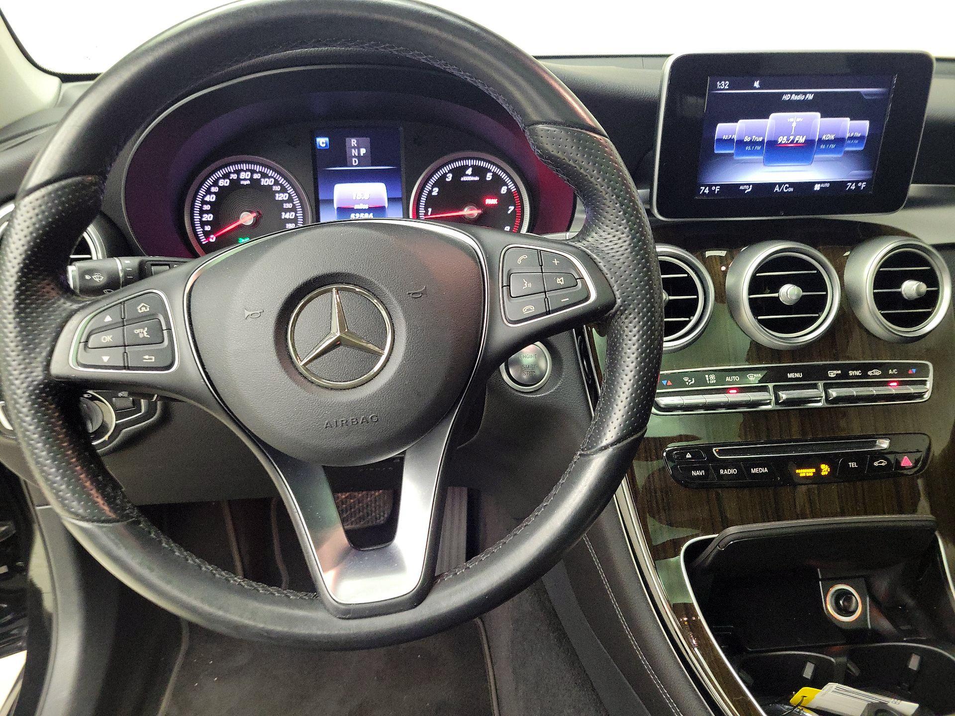 Thumbnail: 2016 Mercedes-Benz GLC - 10