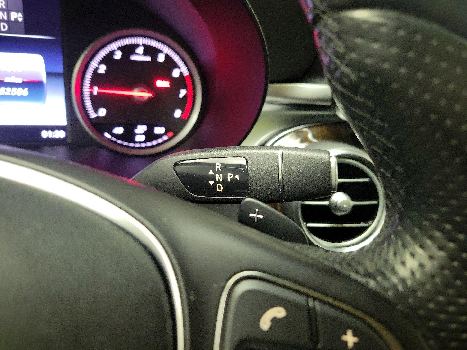 Thumbnail: 2016 Mercedes-Benz GLC - 17