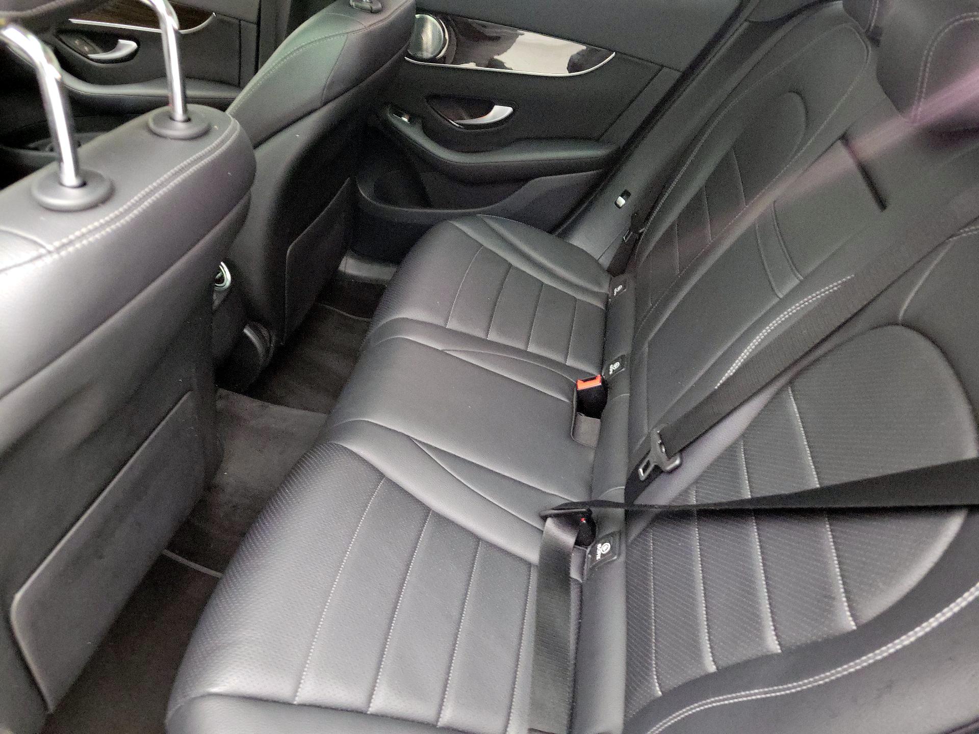 Thumbnail: 2016 Mercedes-Benz GLC - 20