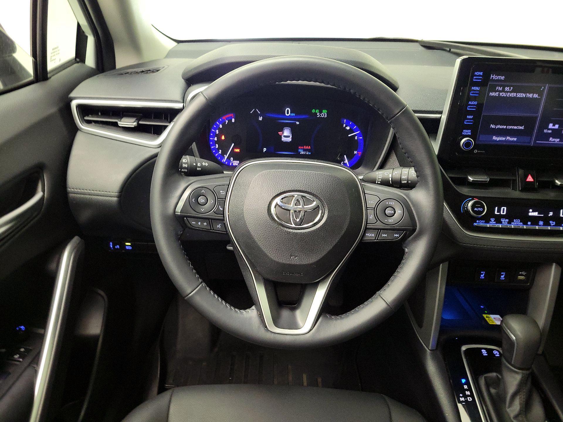 Thumbnail: 2022 Toyota Corolla Cross - 10