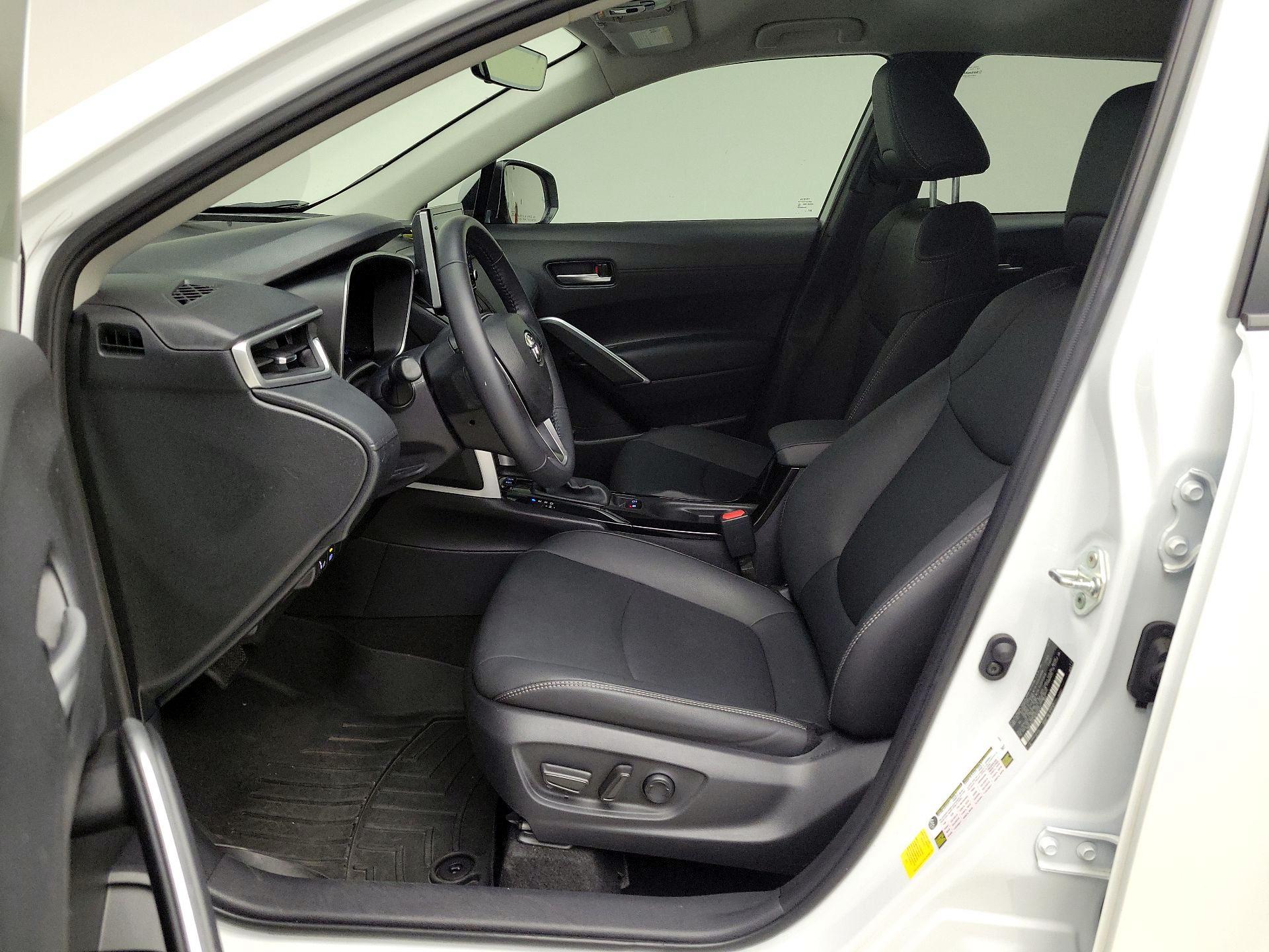 Thumbnail: 2022 Toyota Corolla Cross - 11