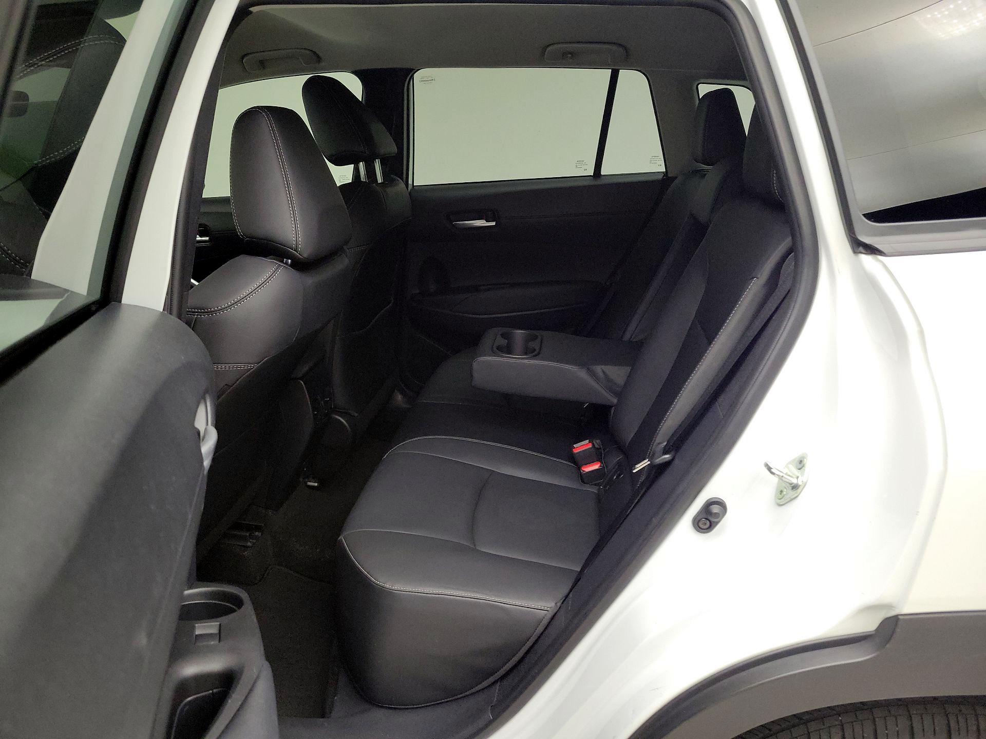 Thumbnail: 2022 Toyota Corolla Cross - 19