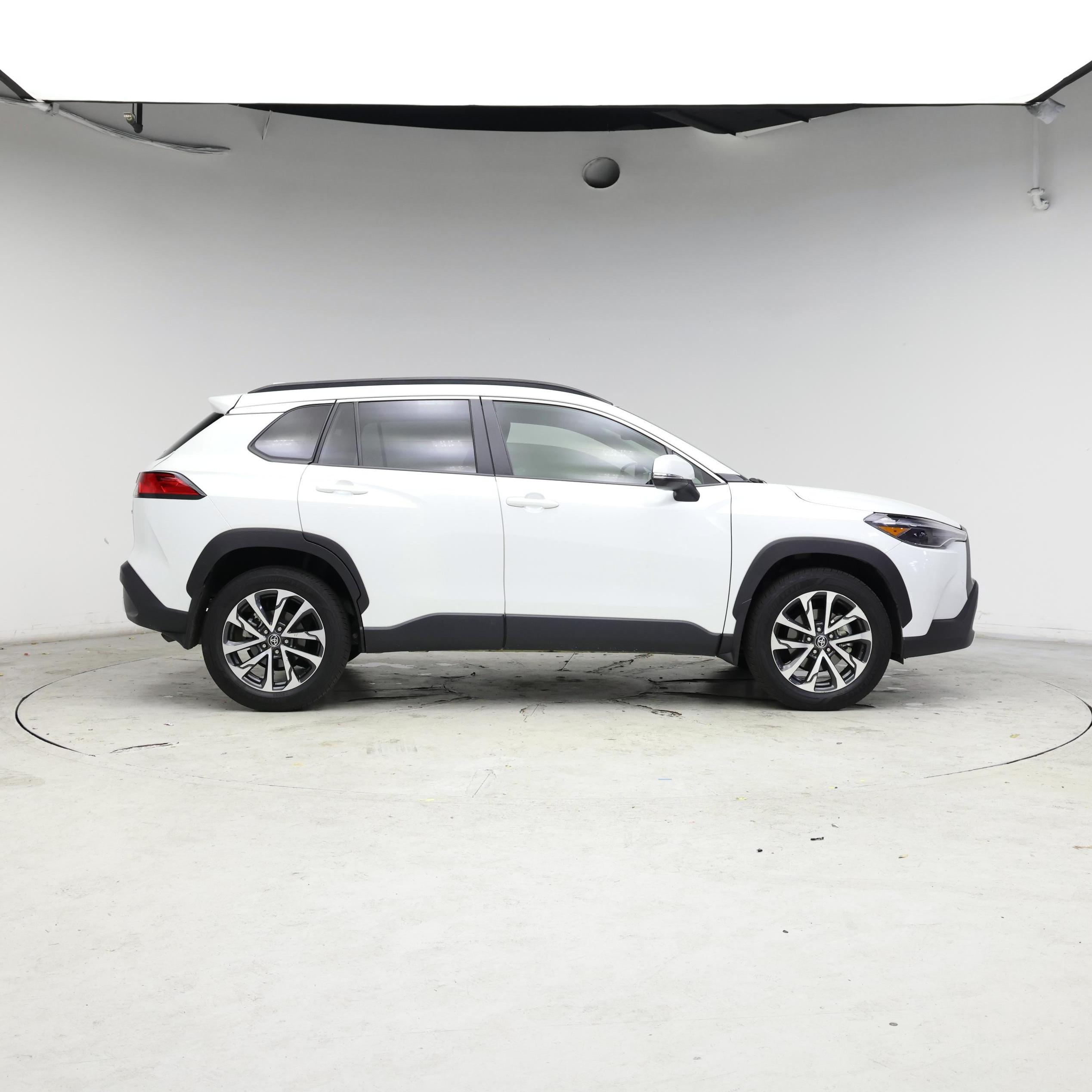Thumbnail: 2022 Toyota Corolla Cross - 7