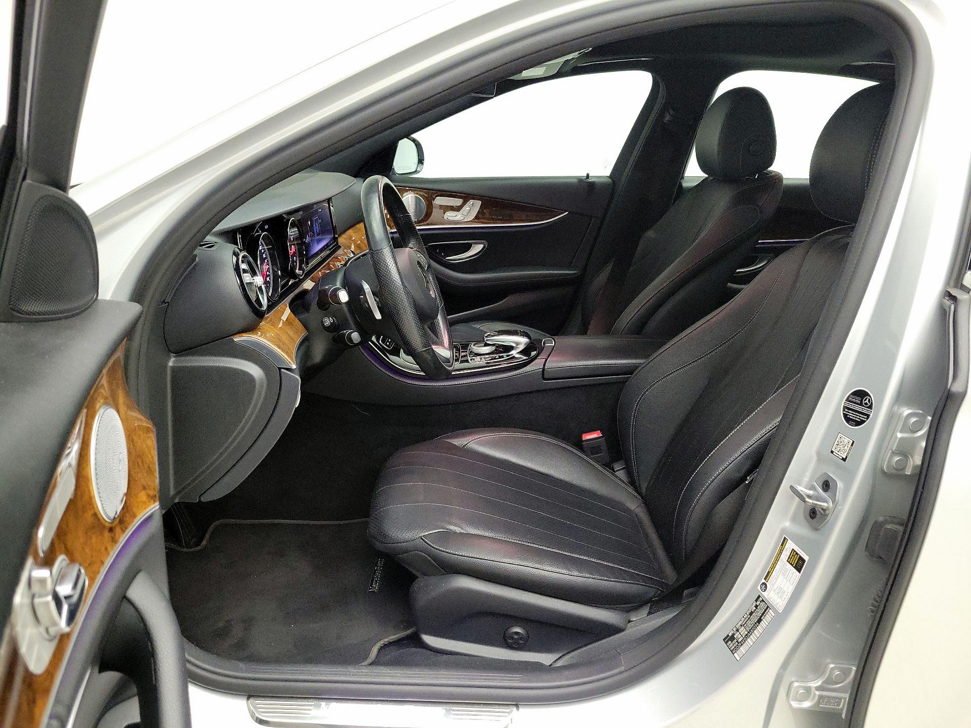 Thumbnail: 2018 Mercedes-Benz E-Class - 11