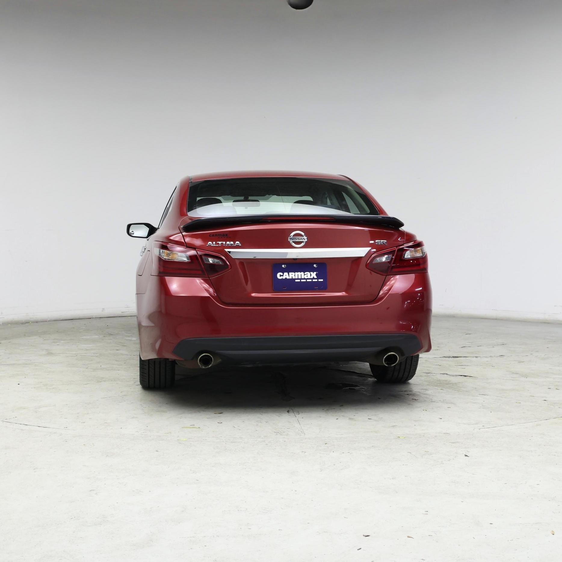 Thumbnail: 2017 Nissan Altima - 6