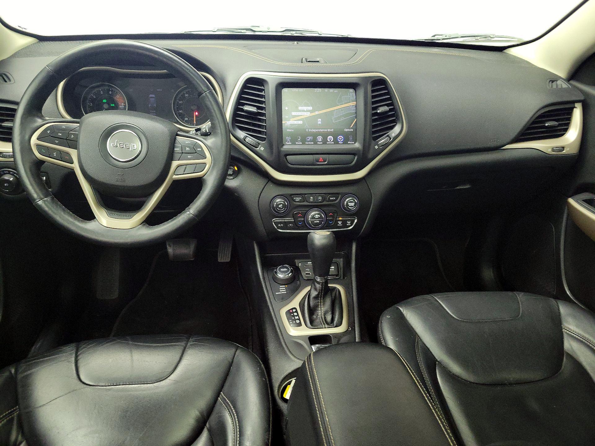 Thumbnail: 2017 Jeep Cherokee - 9