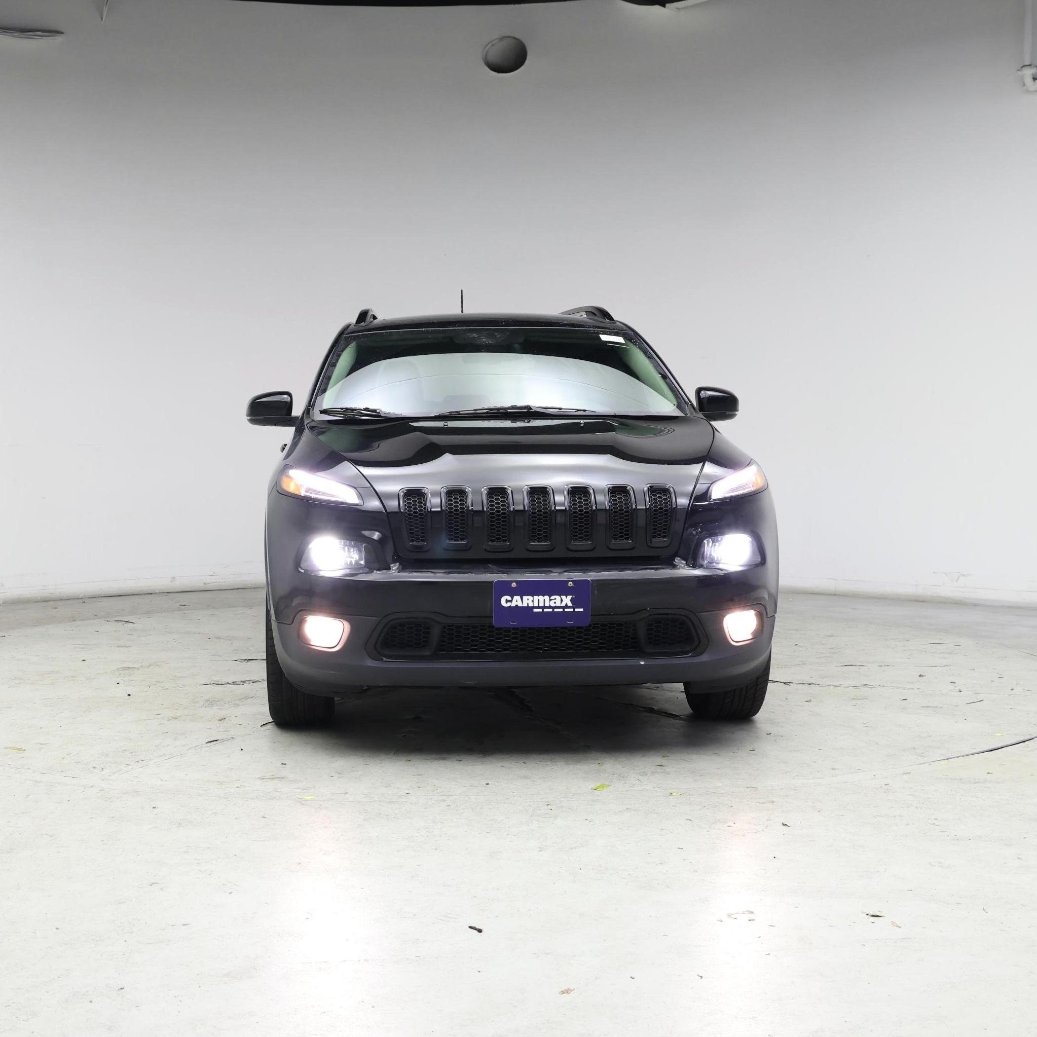 Thumbnail: 2017 Jeep Cherokee - 5