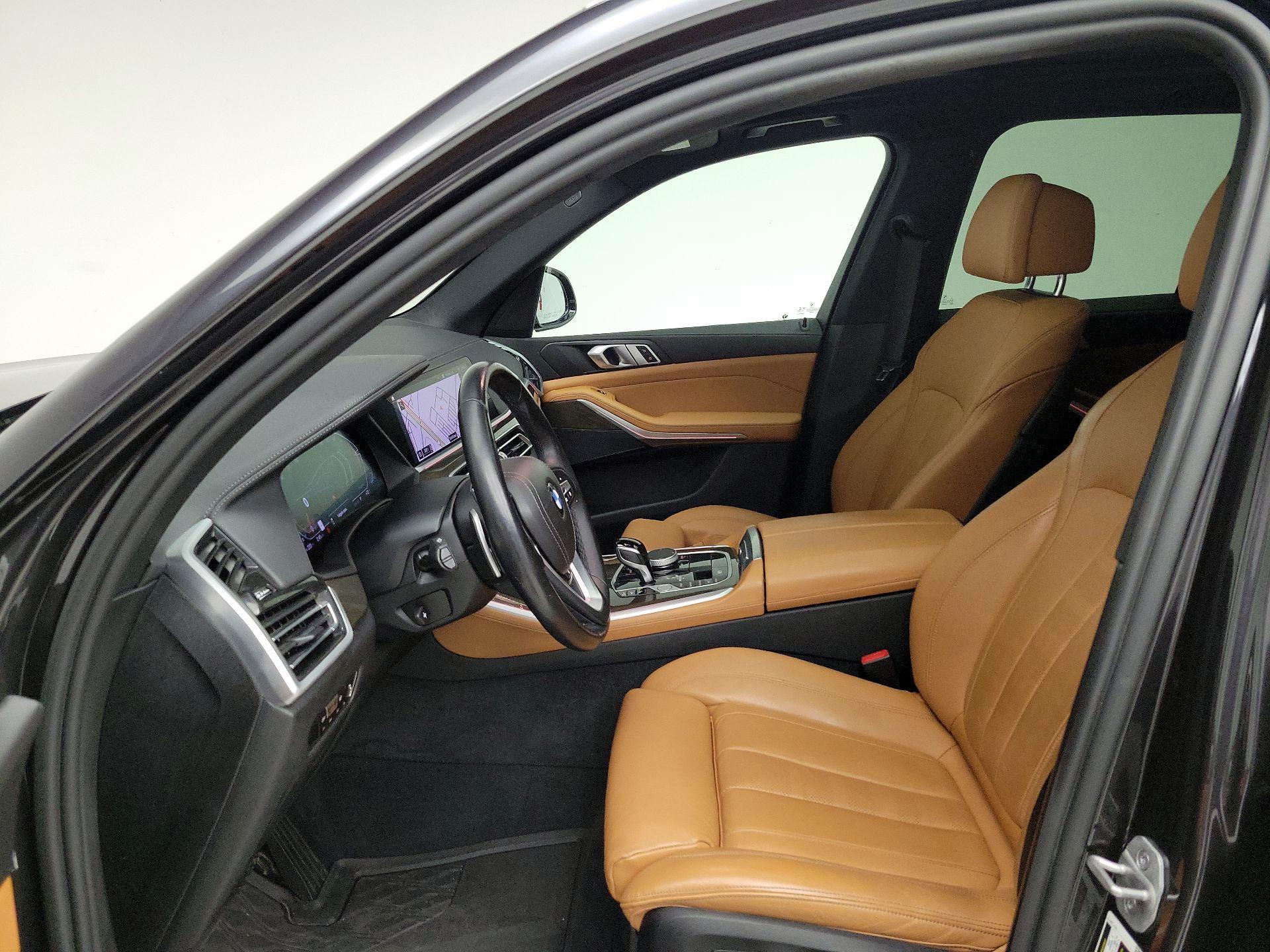 Thumbnail: 2022 BMW X5 - 11