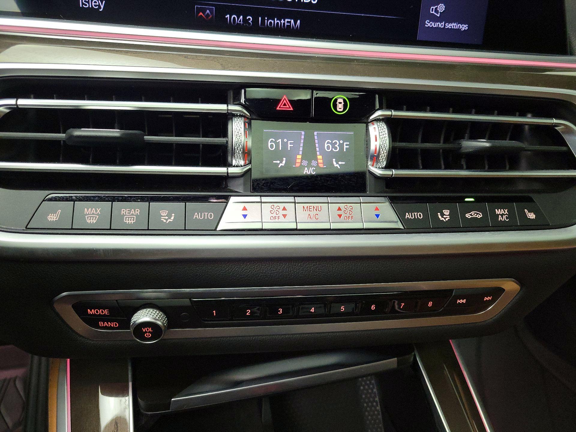 Thumbnail: 2022 BMW X5 - 17