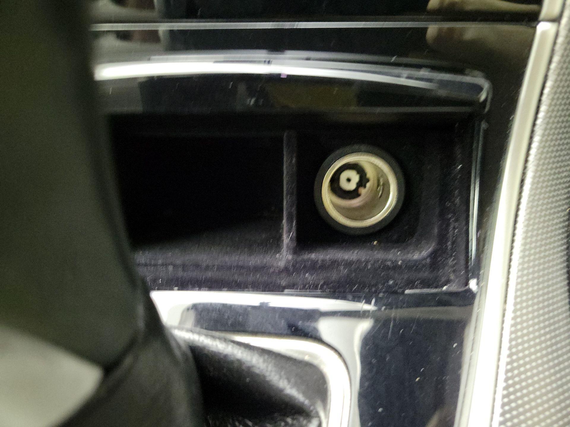 Thumbnail: 2016 INFINITI Q50 - 17