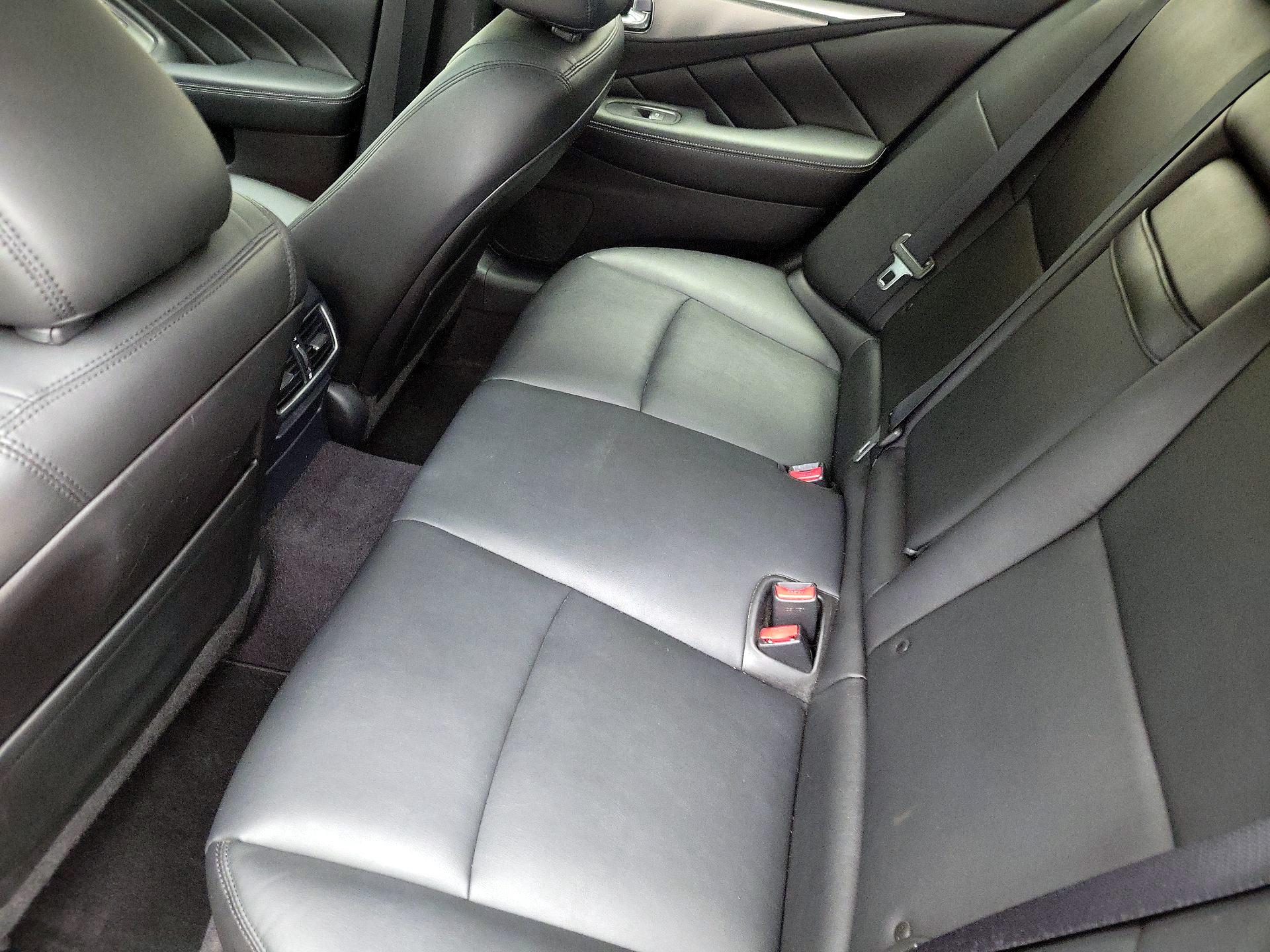 Thumbnail: 2016 INFINITI Q50 - 19