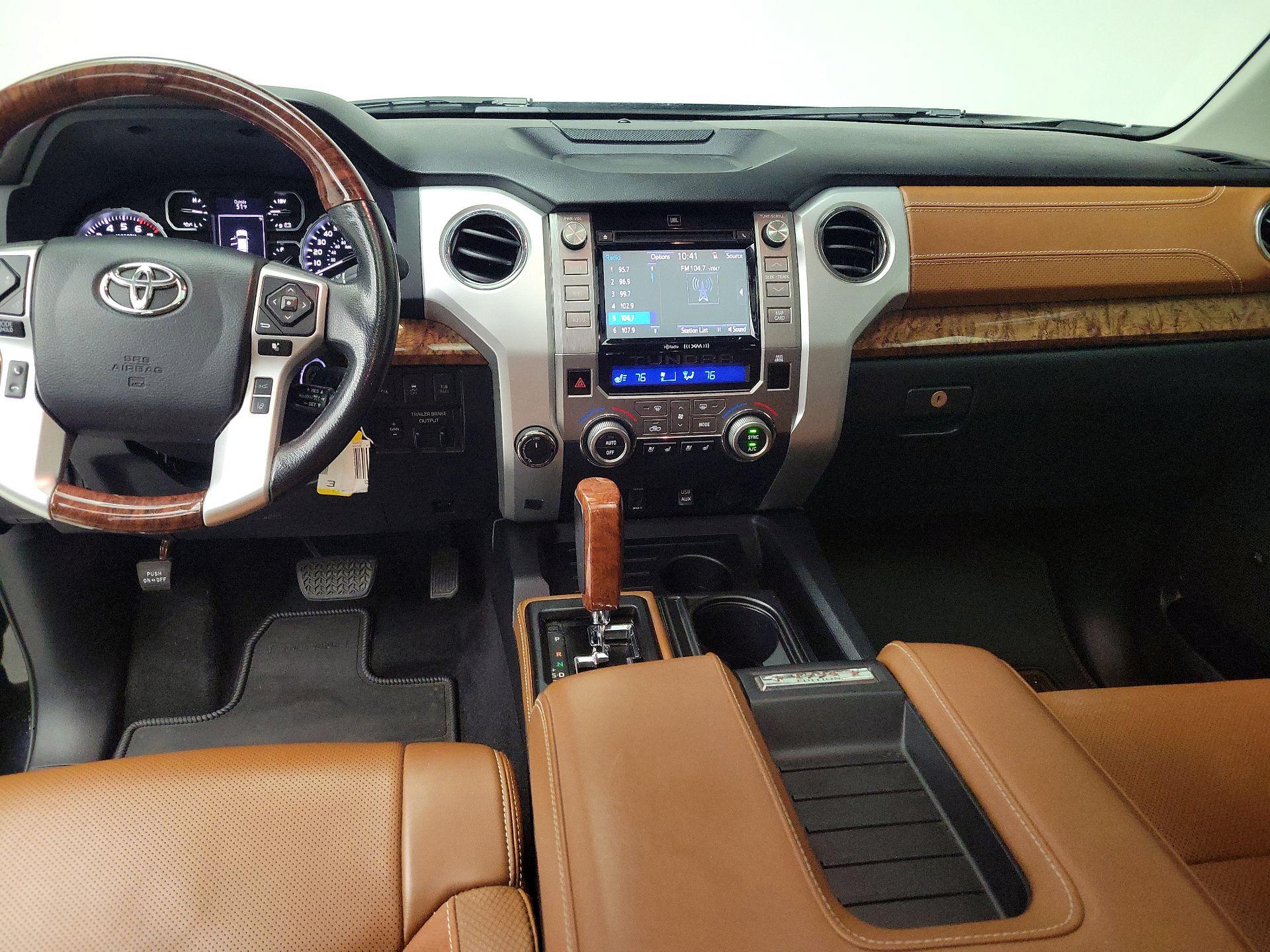 Thumbnail: 2019 Toyota Tundra - 9