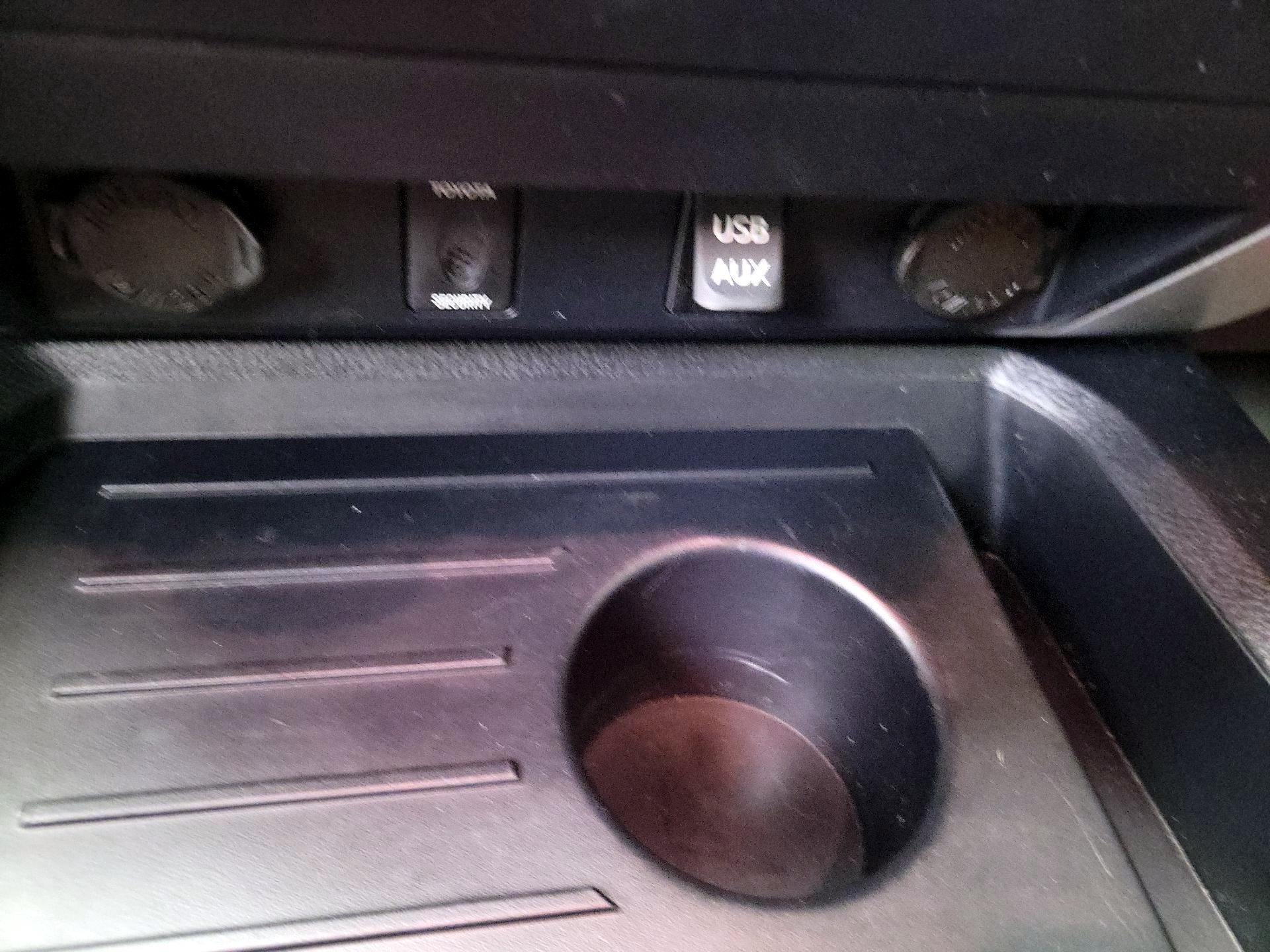 Thumbnail: 2019 Toyota Tundra - 18