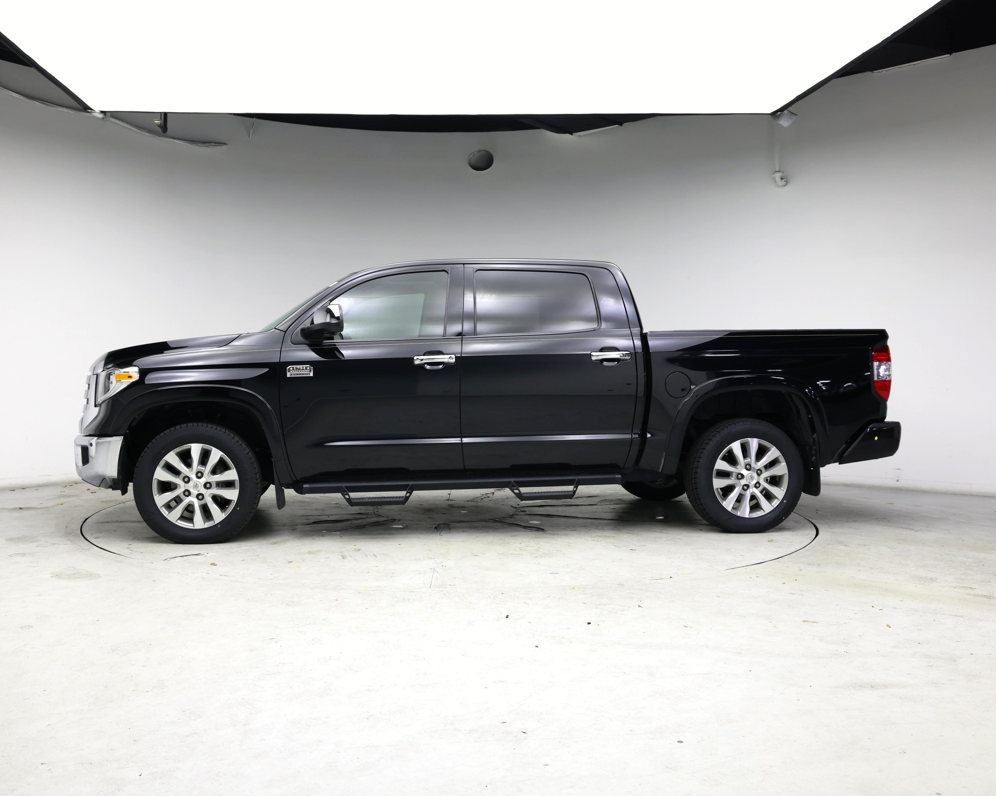 Thumbnail: 2019 Toyota Tundra - 3