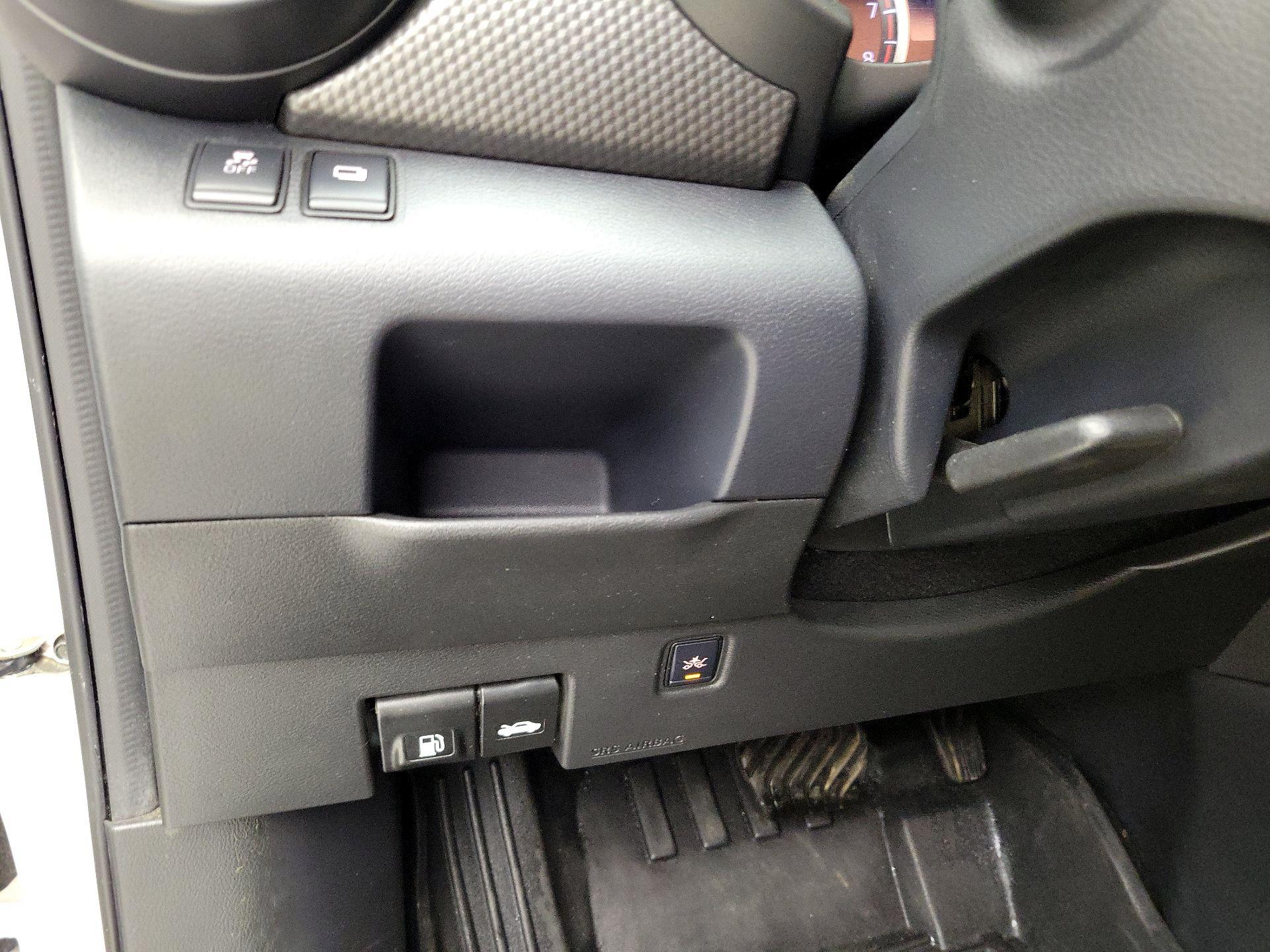 Thumbnail: 2019 Nissan Kicks - 13