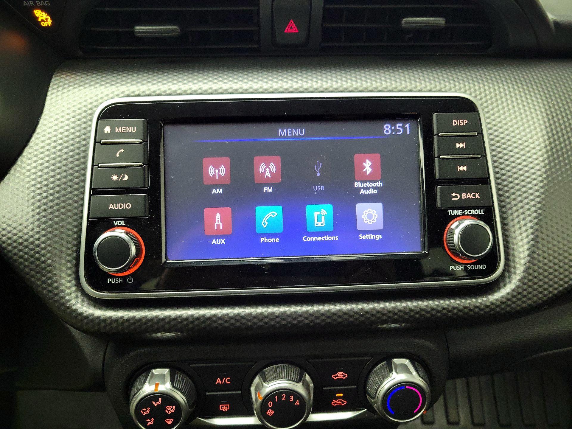 Thumbnail: 2019 Nissan Kicks - 15