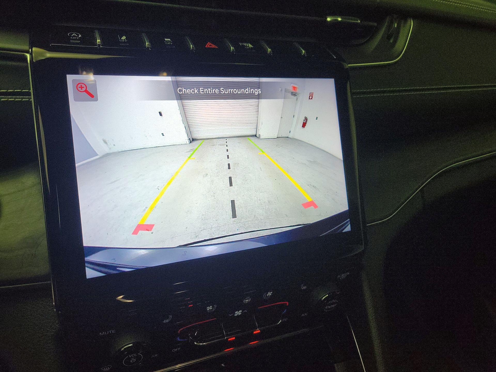 Thumbnail: 2023 Jeep Grand Cherokee - 15