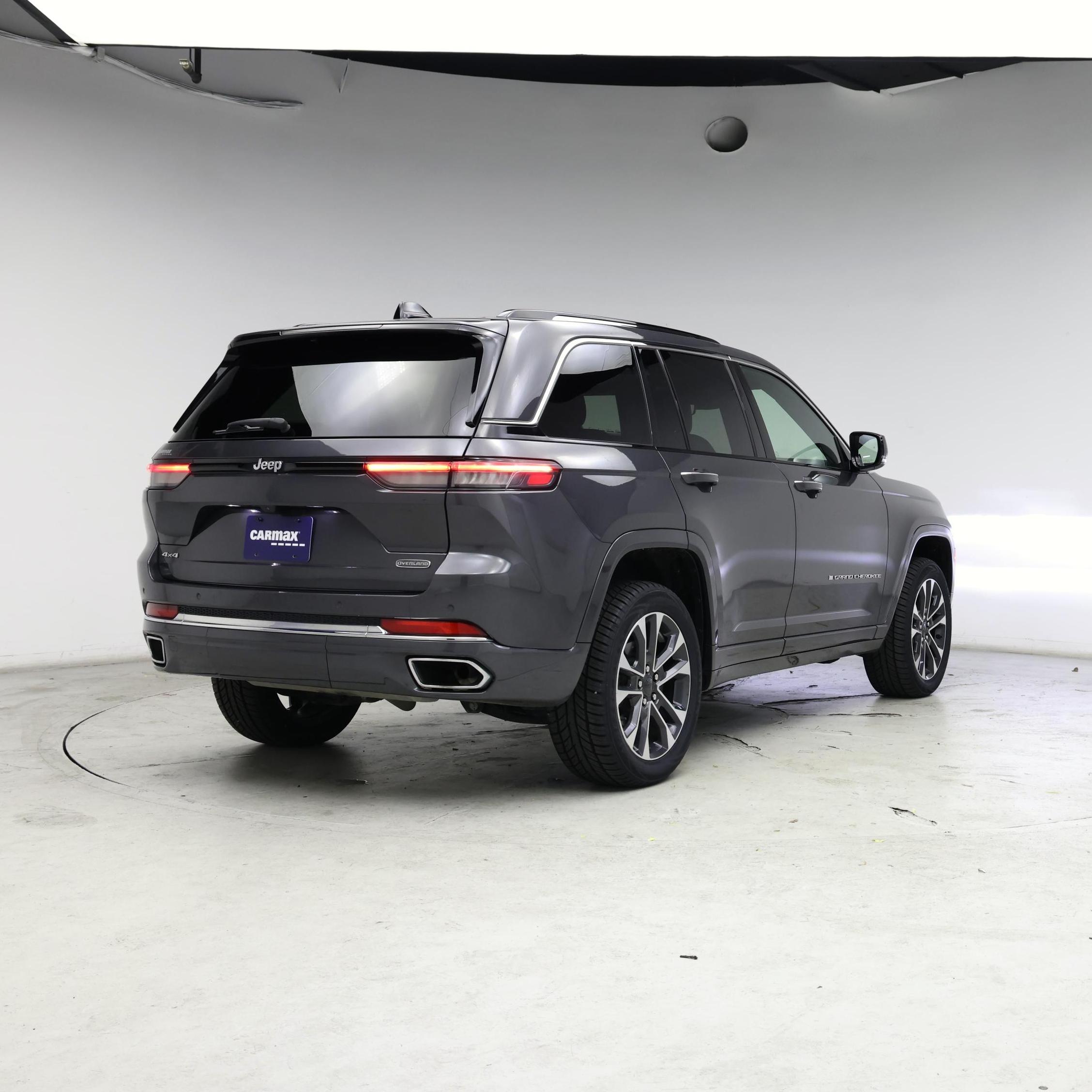 Thumbnail: 2023 Jeep Grand Cherokee - 8