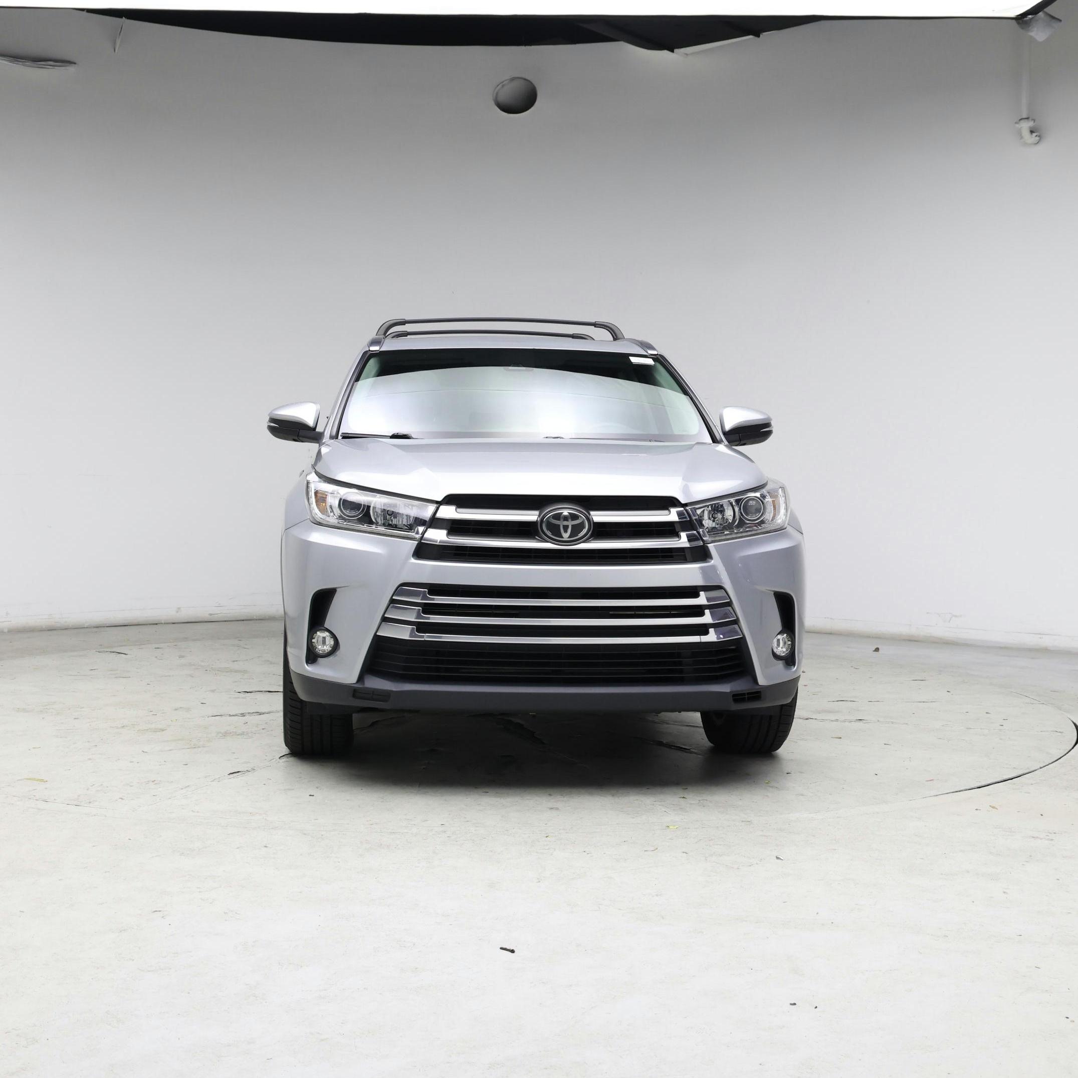 Thumbnail: 2017 Toyota Highlander - 5