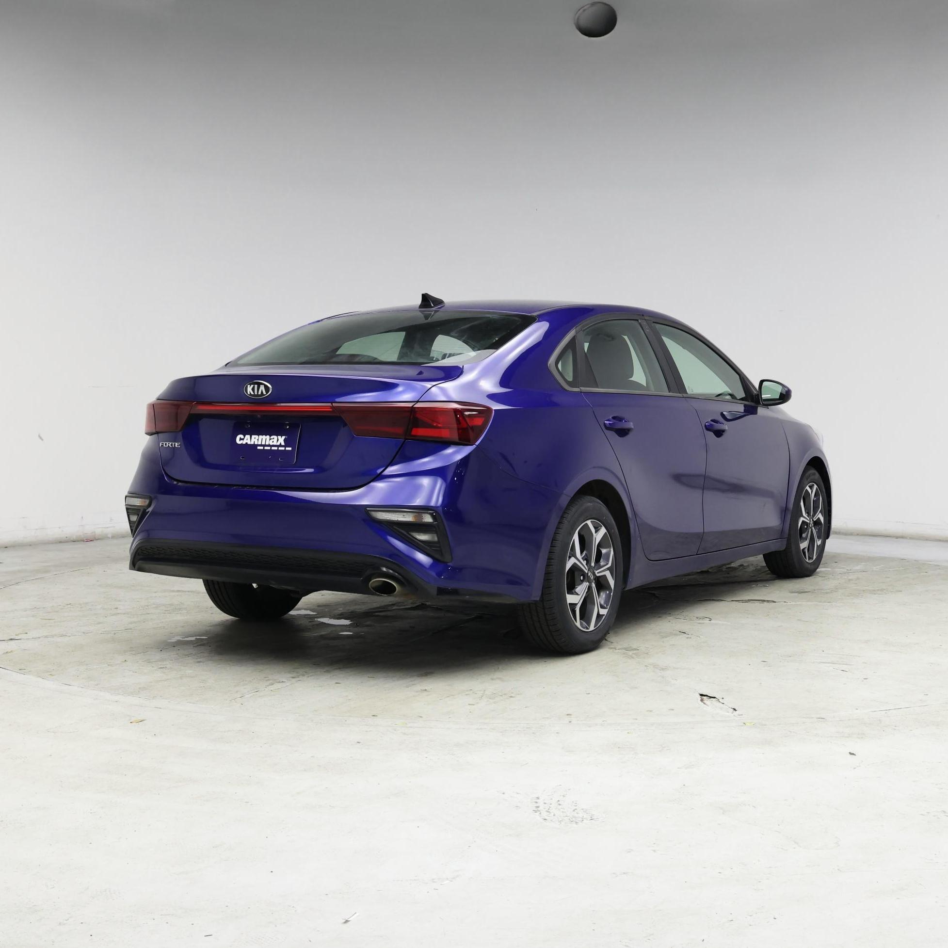 Thumbnail: 2019 Kia Forte - 8