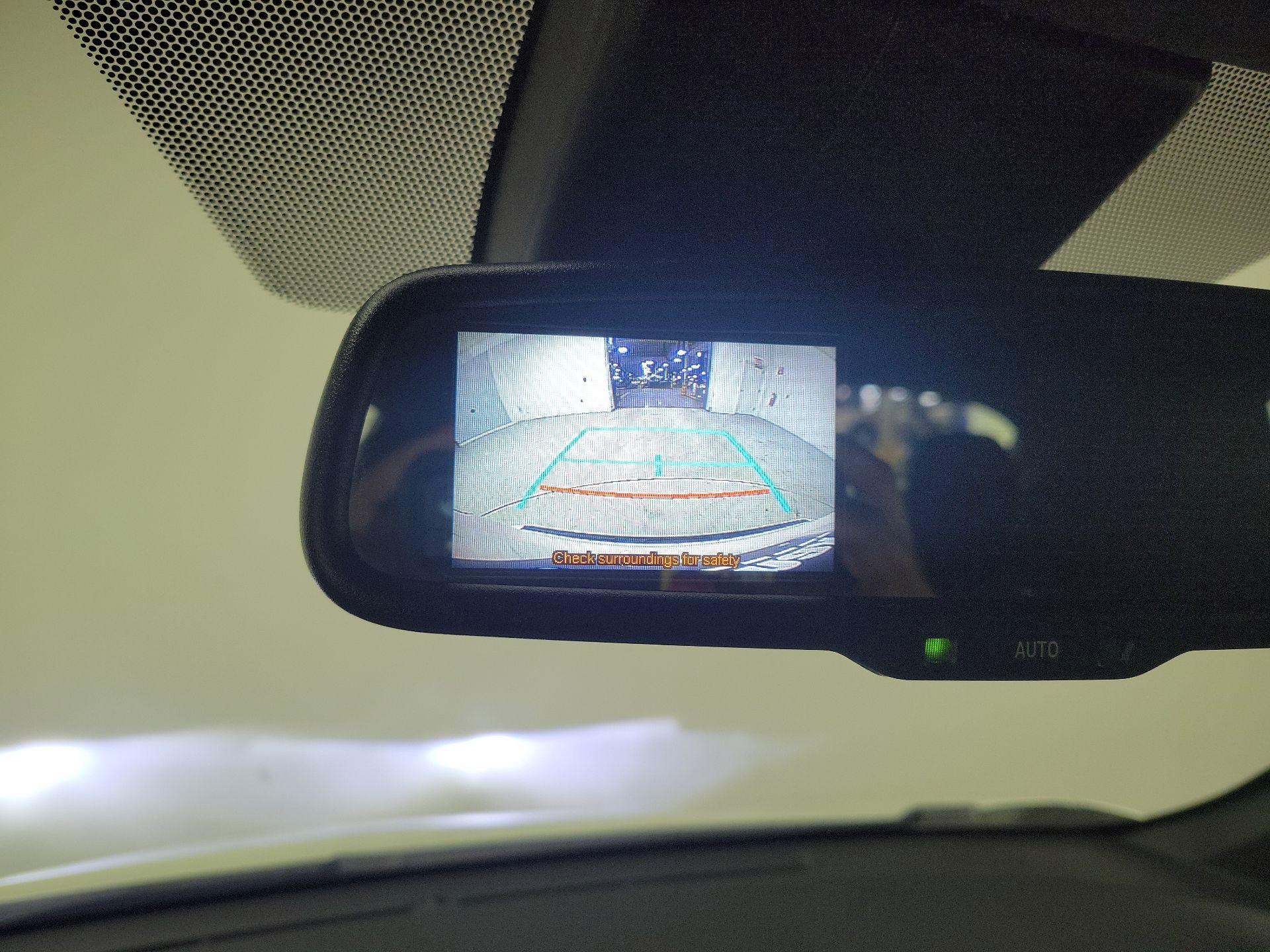 Thumbnail: 2018 Toyota C-HR - 14