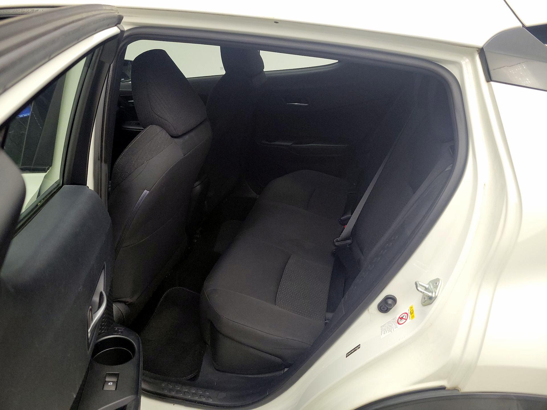 Thumbnail: 2018 Toyota C-HR - 19