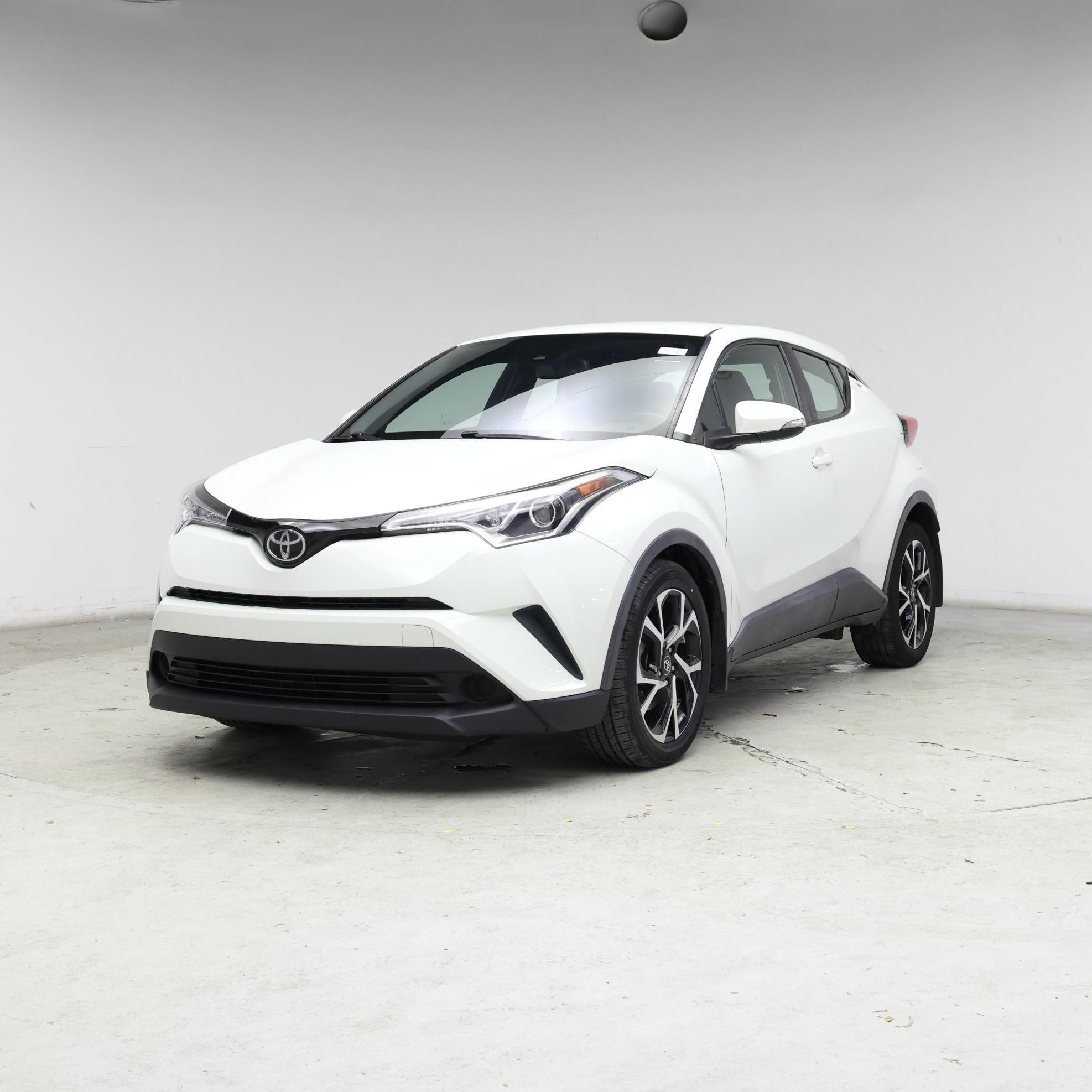 Thumbnail: 2018 Toyota C-HR - 4
