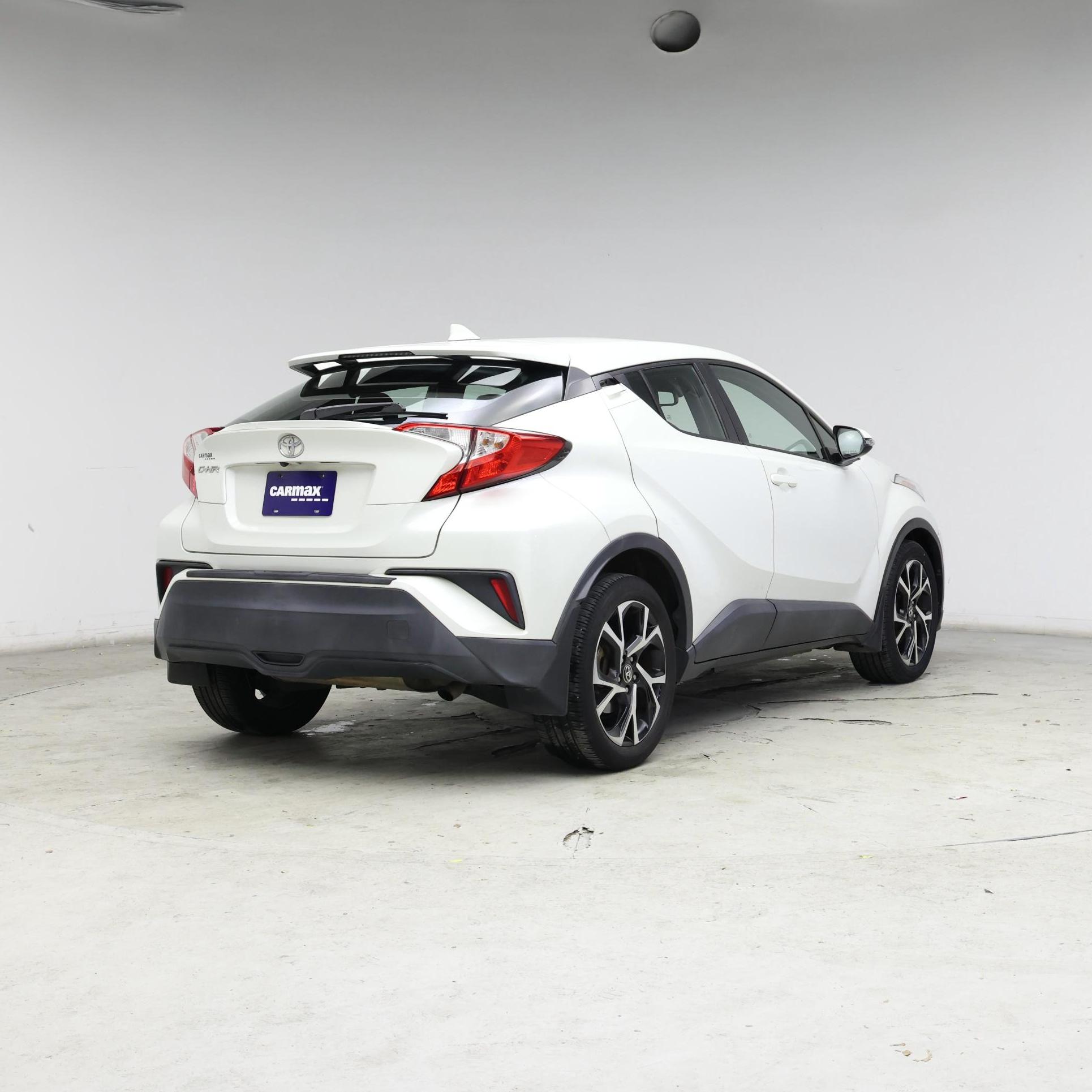 Thumbnail: 2018 Toyota C-HR - 8