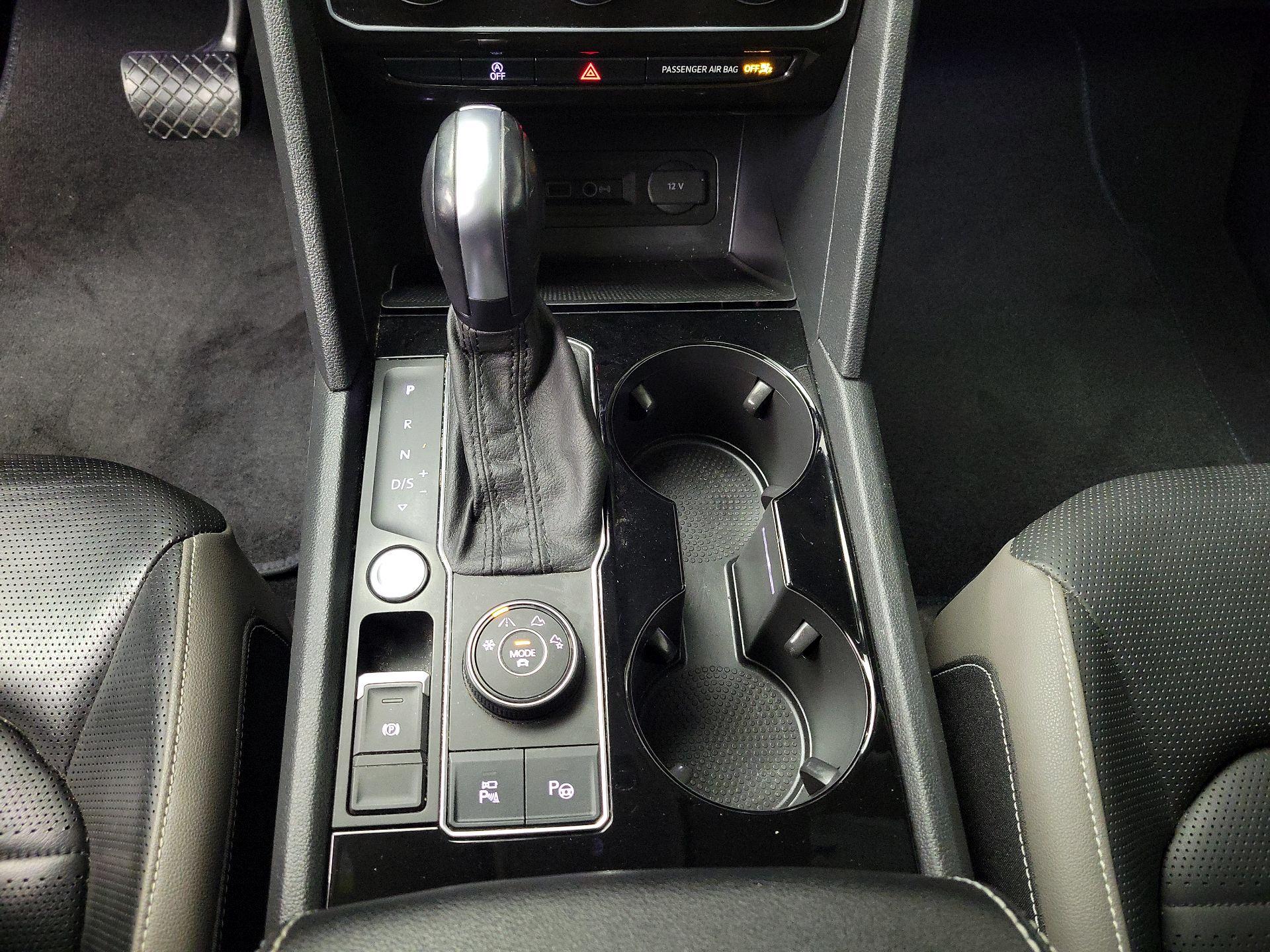 Thumbnail: 2021 Volkswagen Atlas - 18