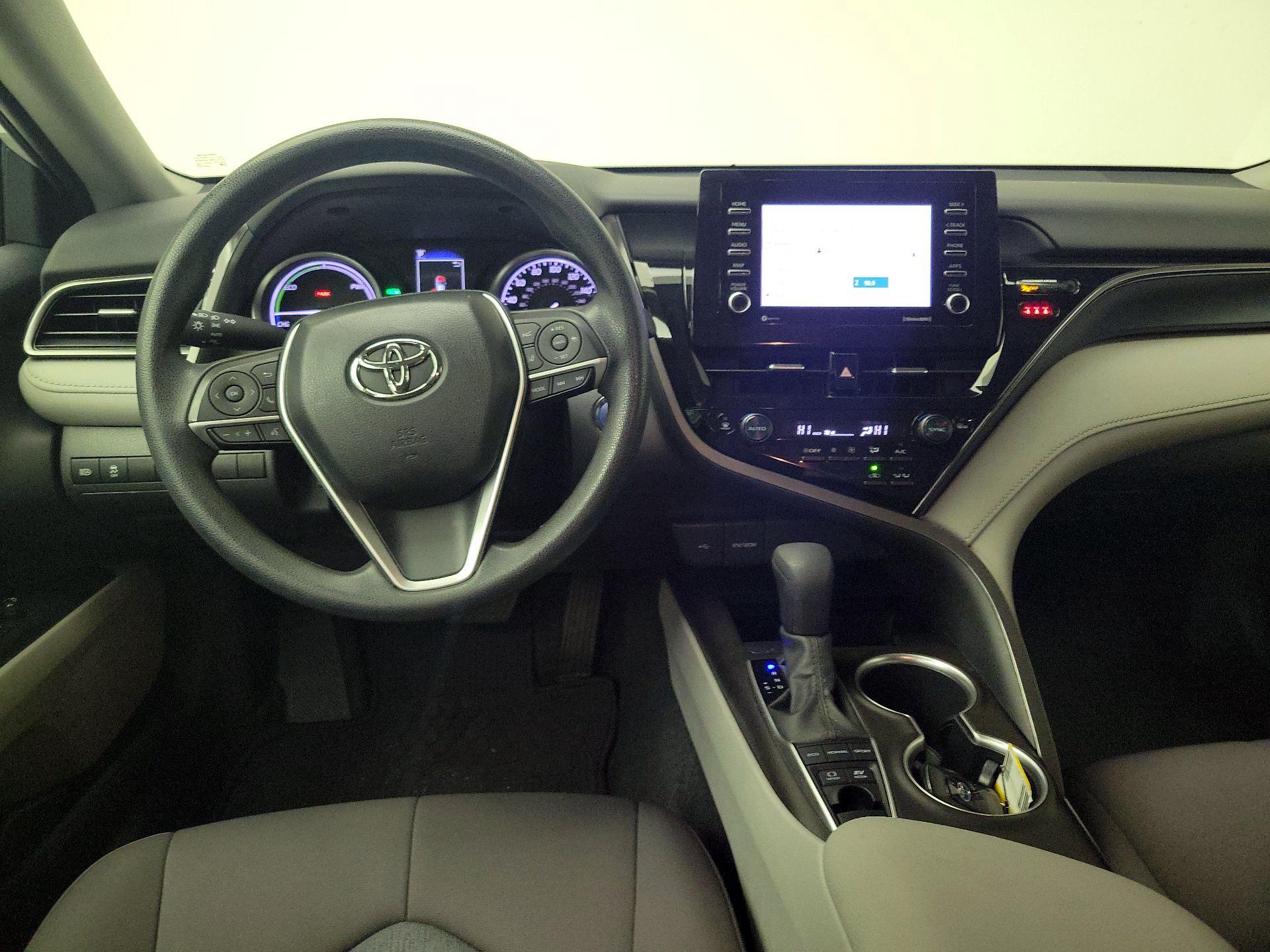 Thumbnail: 2022 Toyota Camry - 10