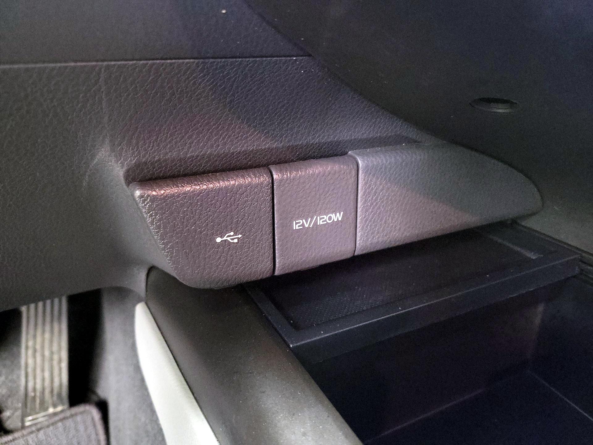 Thumbnail: 2022 Toyota Camry - 18