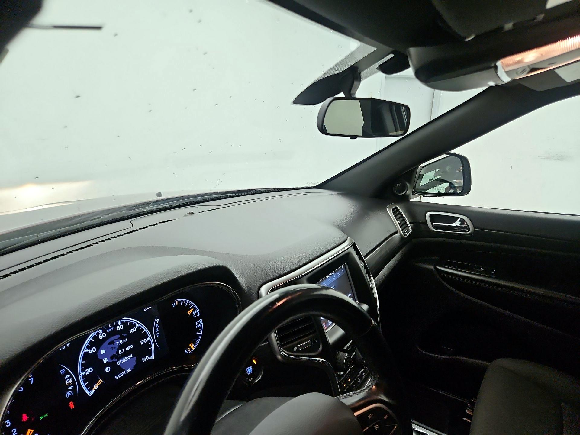 Thumbnail: 2020 Jeep Grand Cherokee - 9