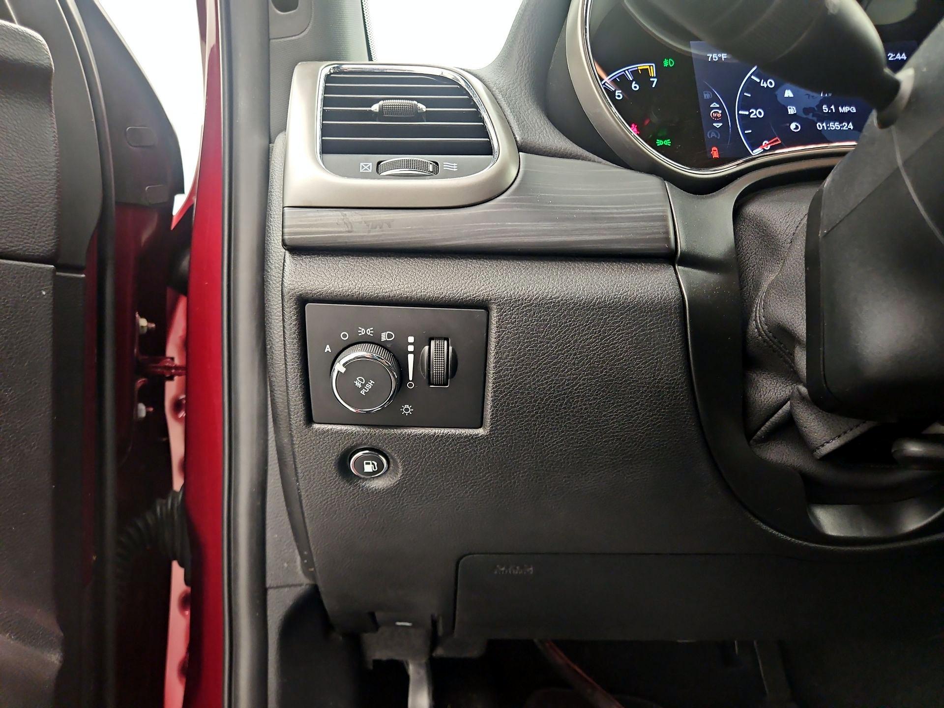 Thumbnail: 2020 Jeep Grand Cherokee - 13