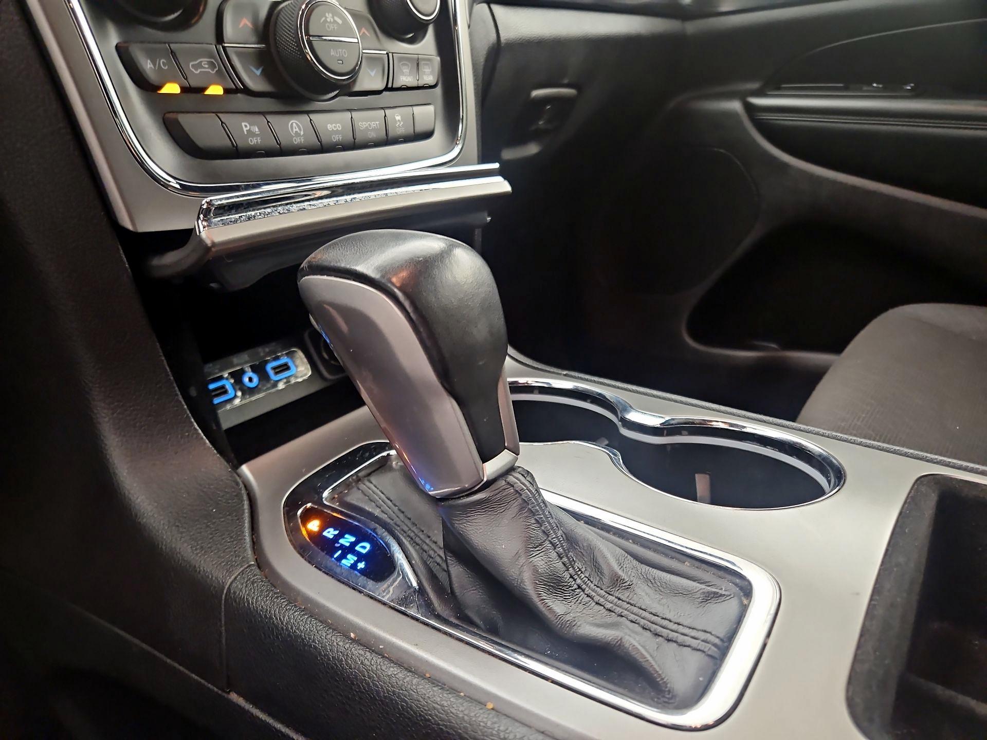 Thumbnail: 2020 Jeep Grand Cherokee - 17