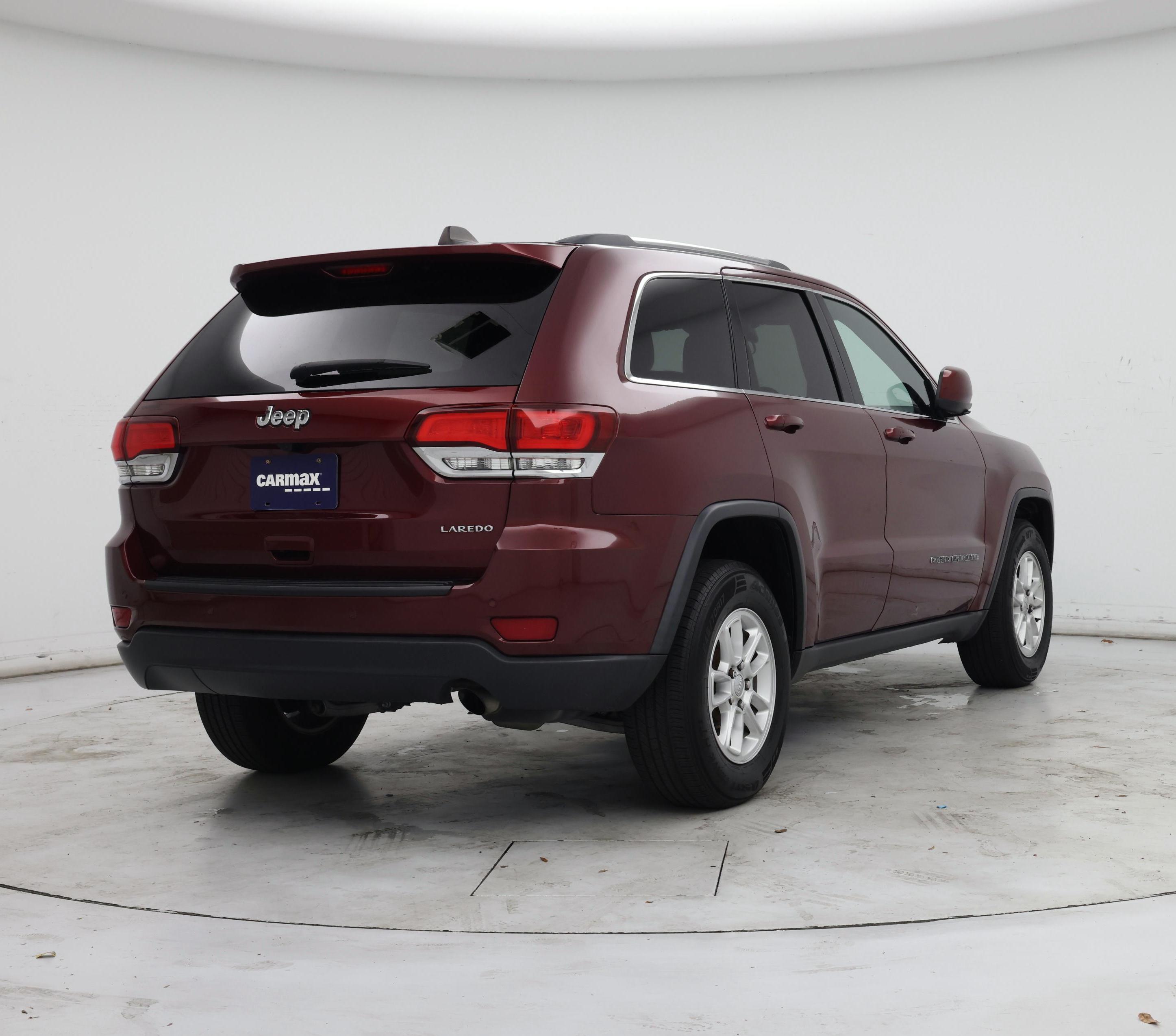 Thumbnail: 2020 Jeep Grand Cherokee - 8