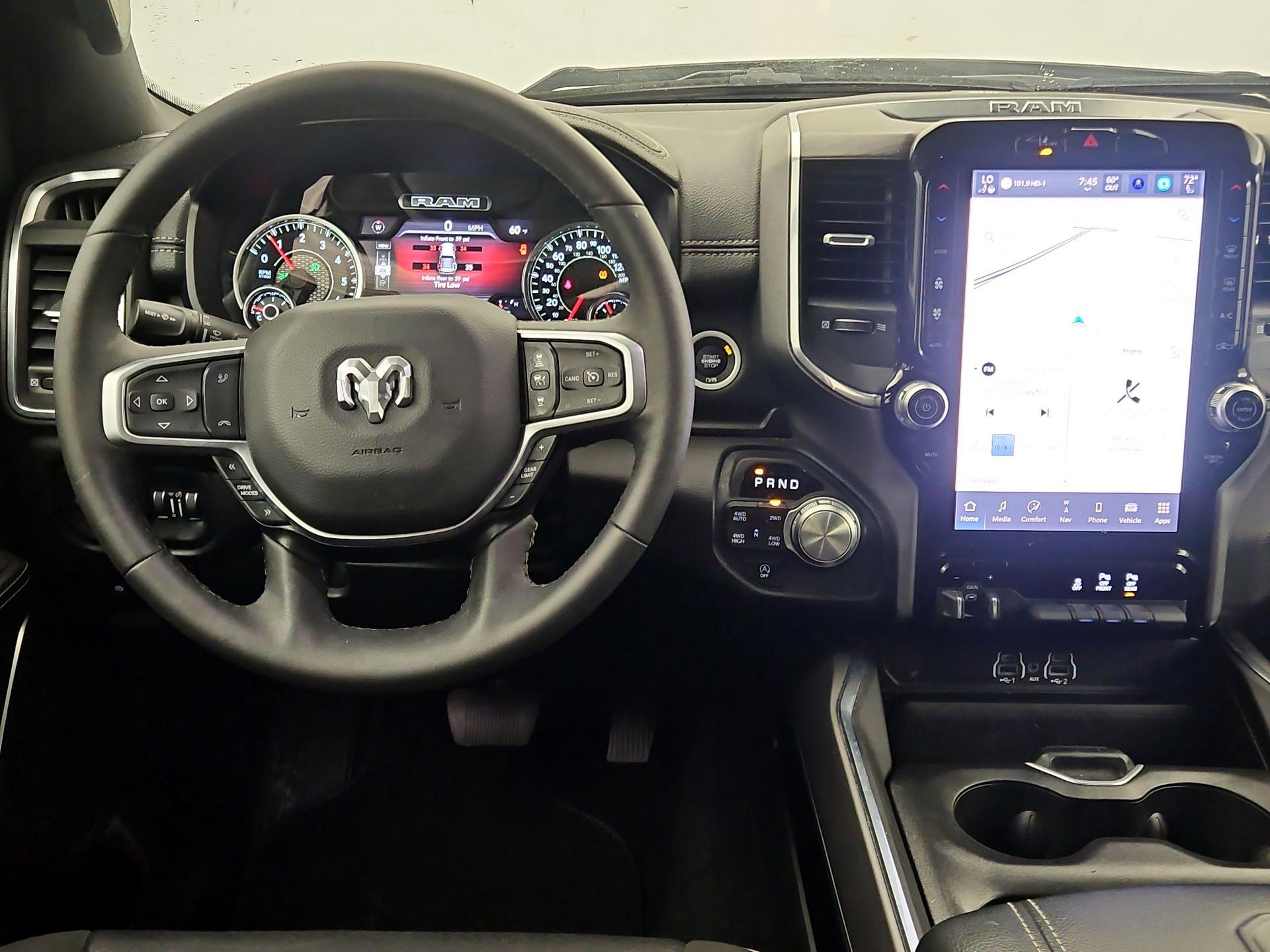 Thumbnail: 2025 RAM 1500 - 10