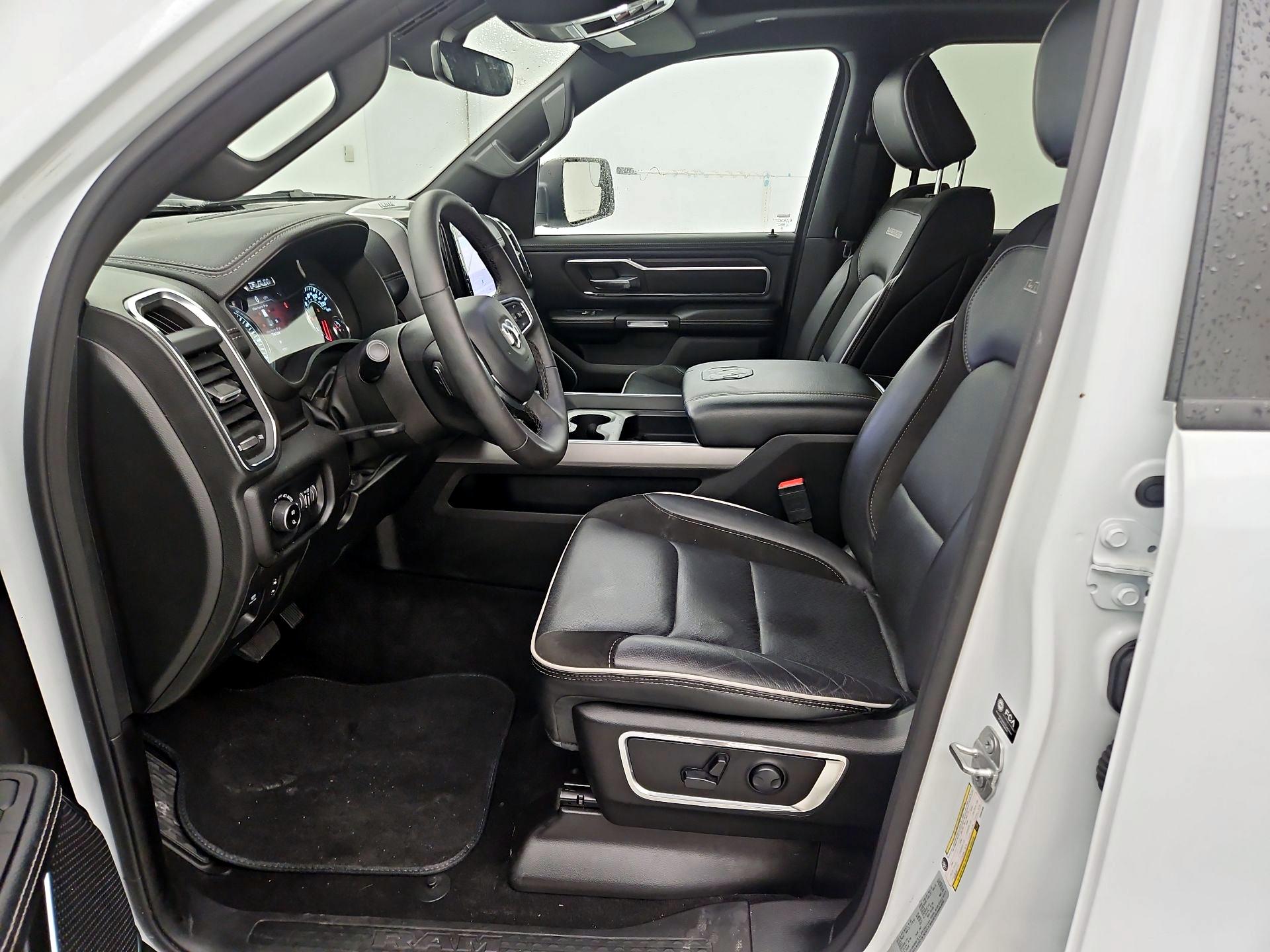 Thumbnail: 2025 RAM 1500 - 11