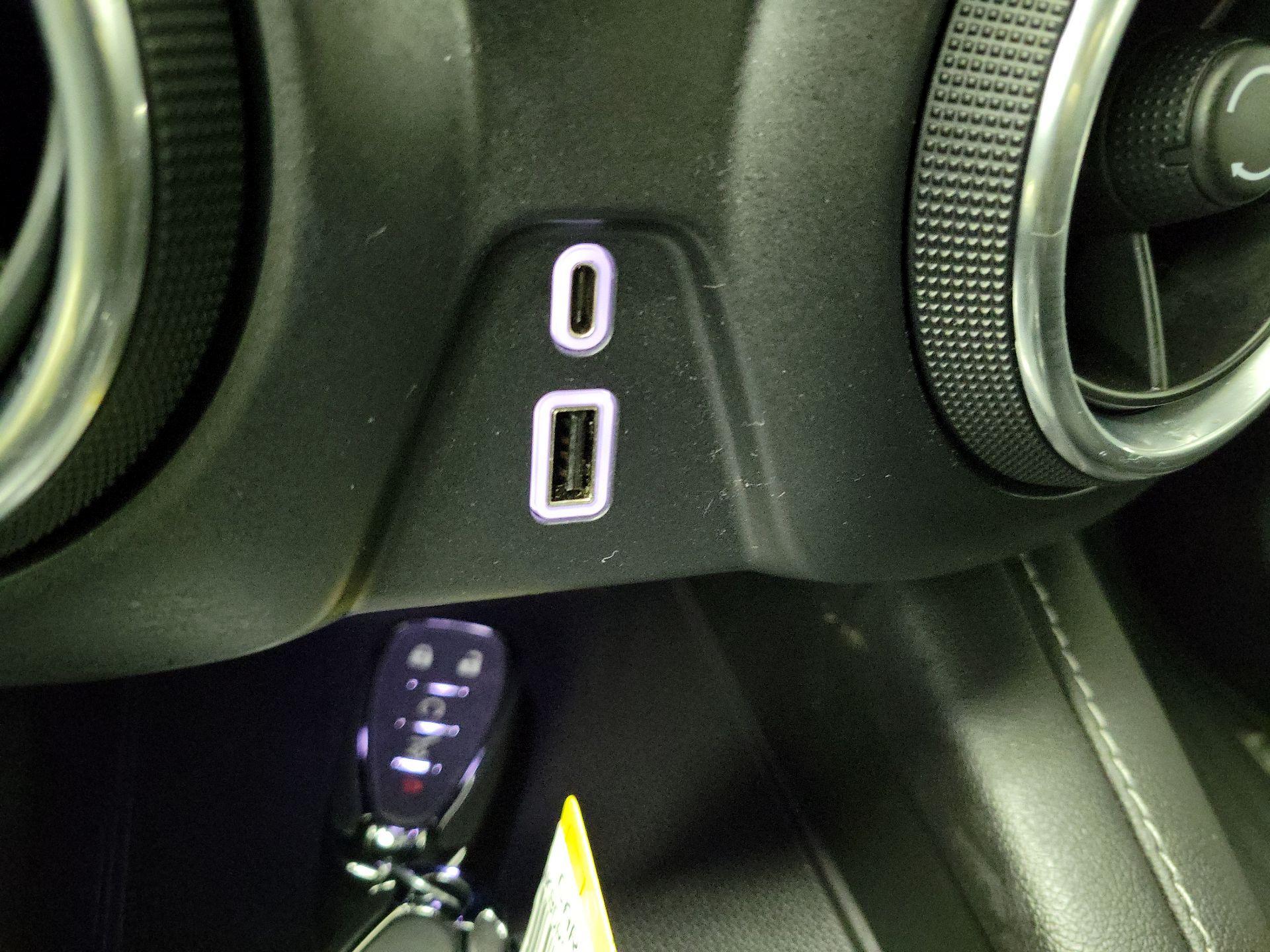 Thumbnail: 2023 Chevrolet Blazer - 18