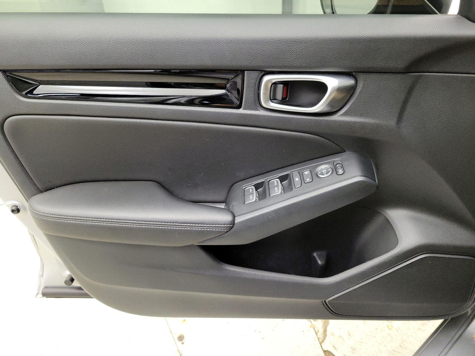 Thumbnail: 2023 Honda Civic - 12